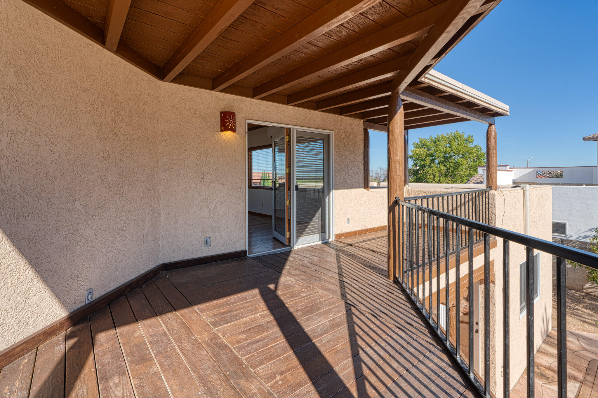 1628 Valdez Court NE