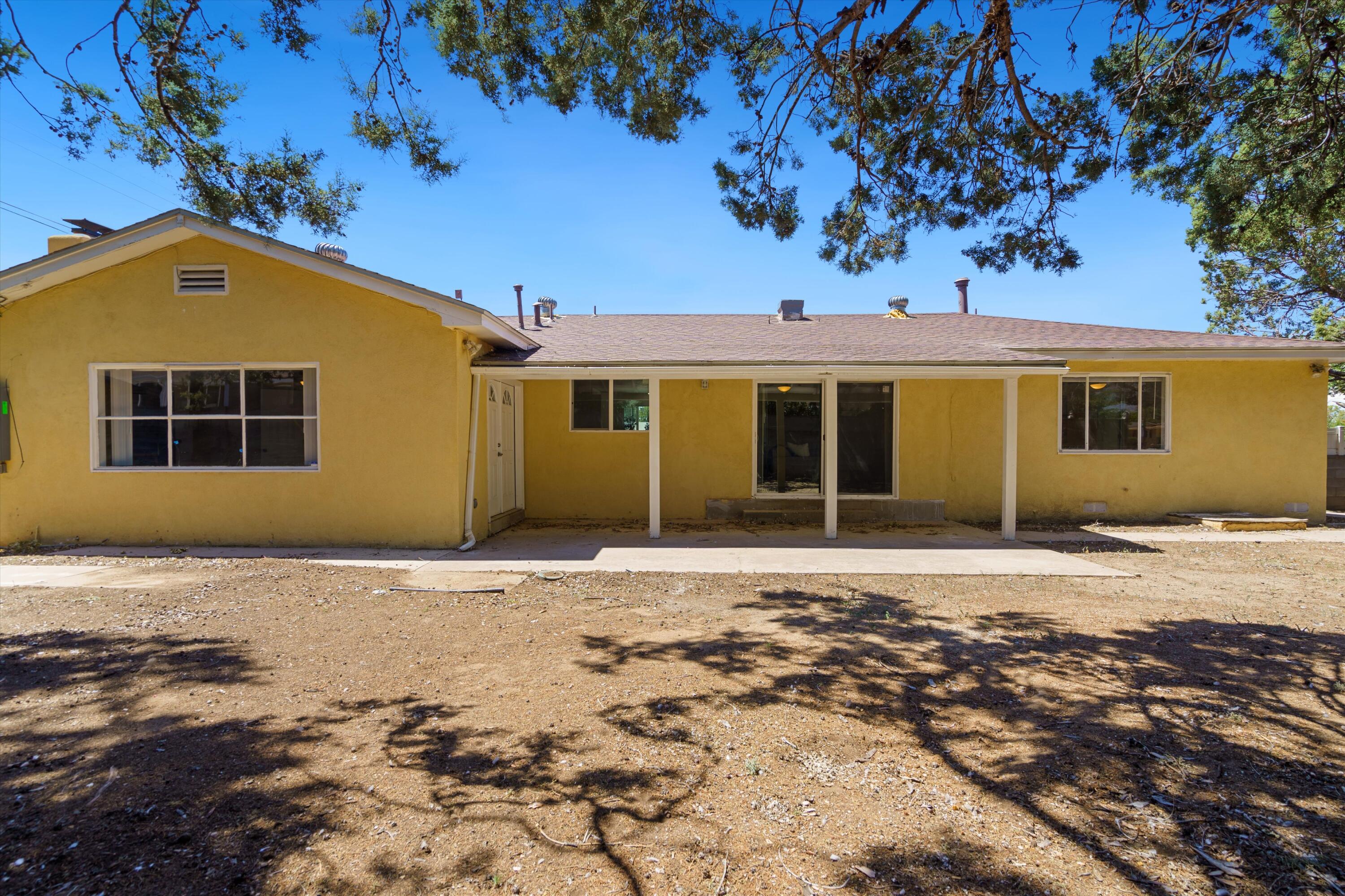 3614 Alvarado Drive NE