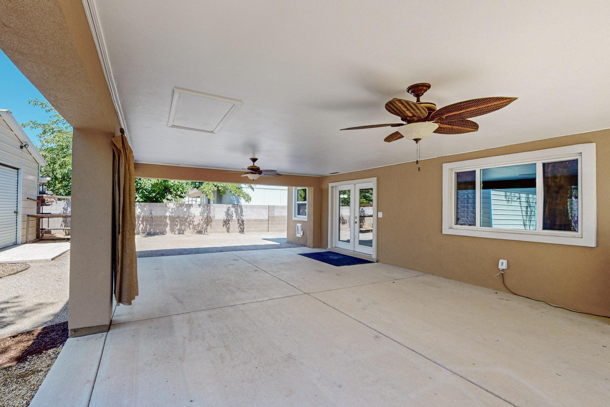 2505 Twin Buttes Drive NE
