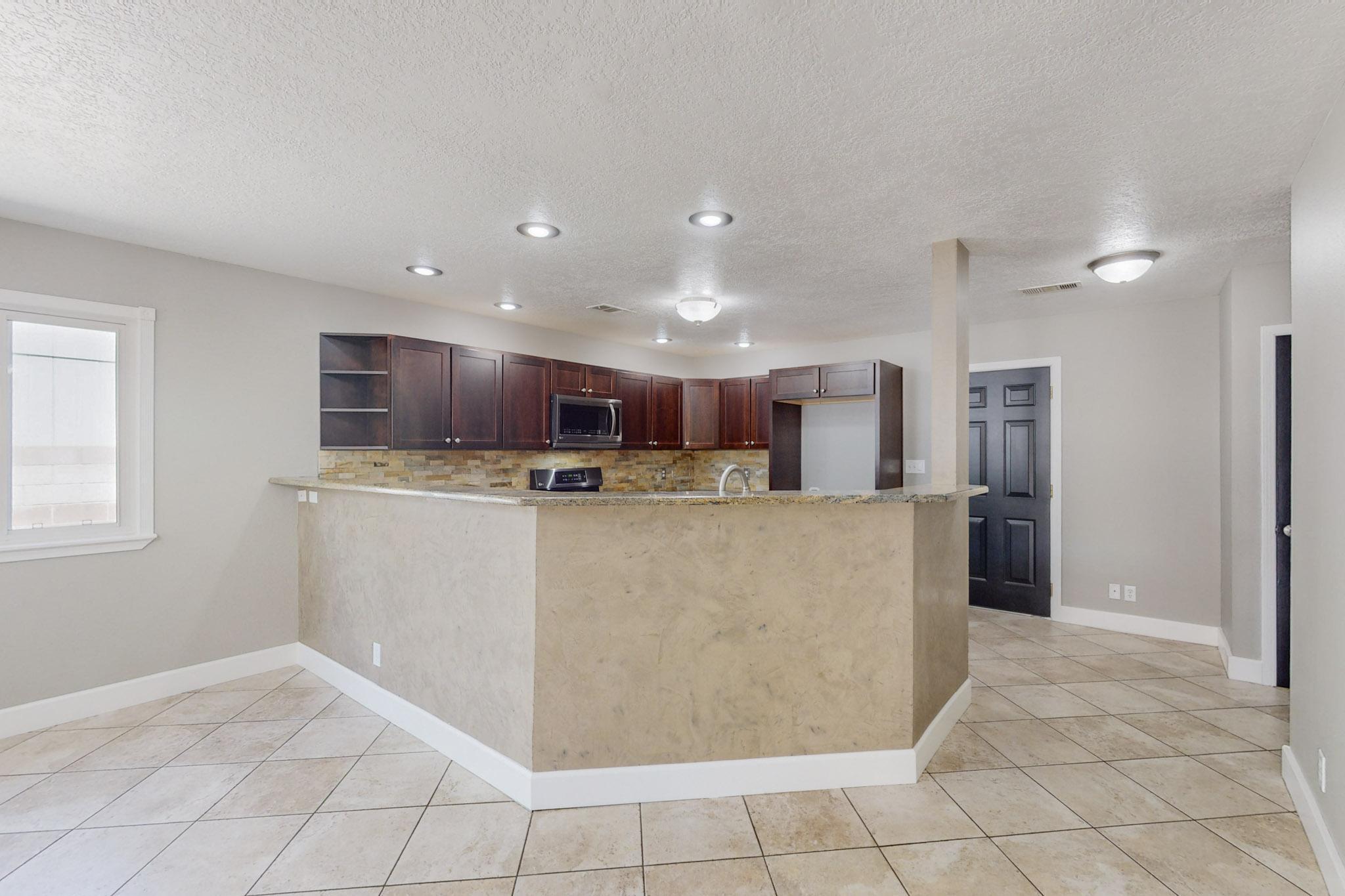 2505 Twin Buttes Drive NE