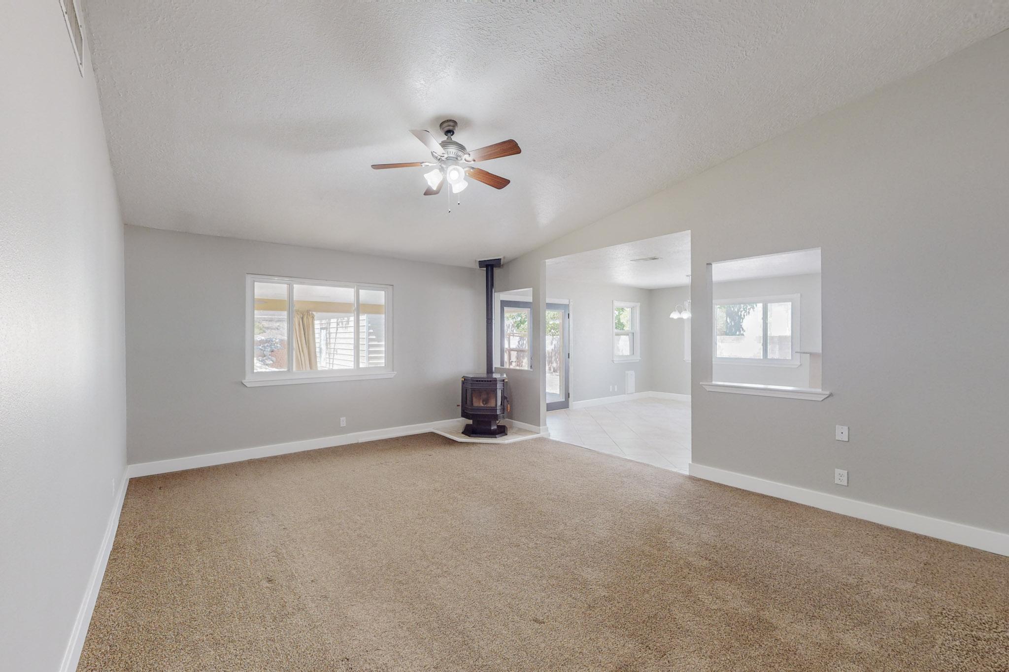 2505 Twin Buttes Drive NE