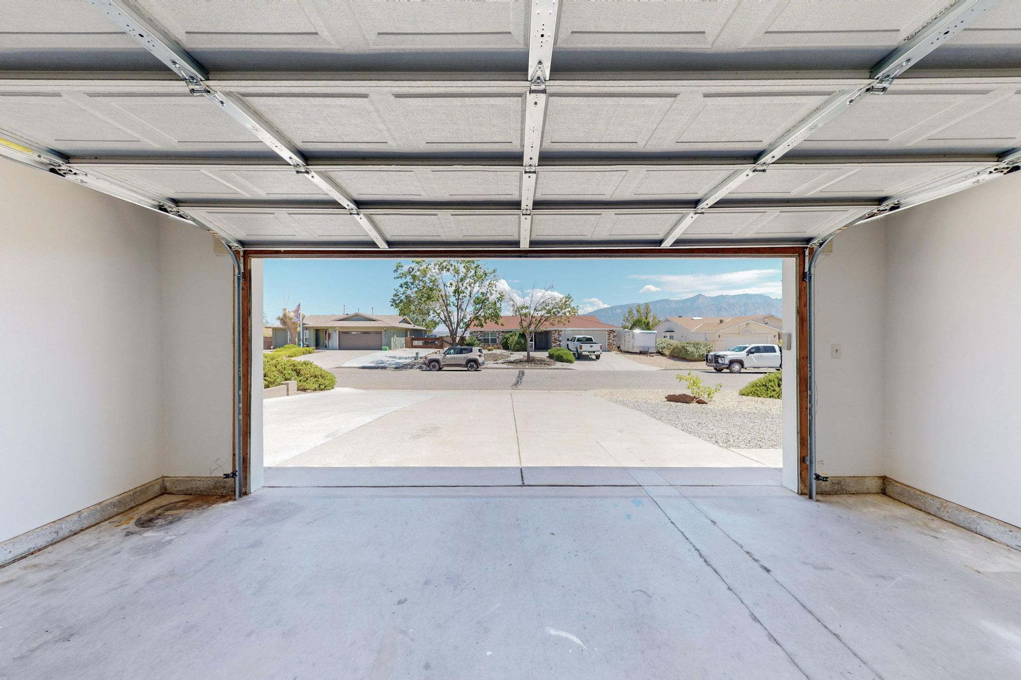 2505 Twin Buttes Drive NE