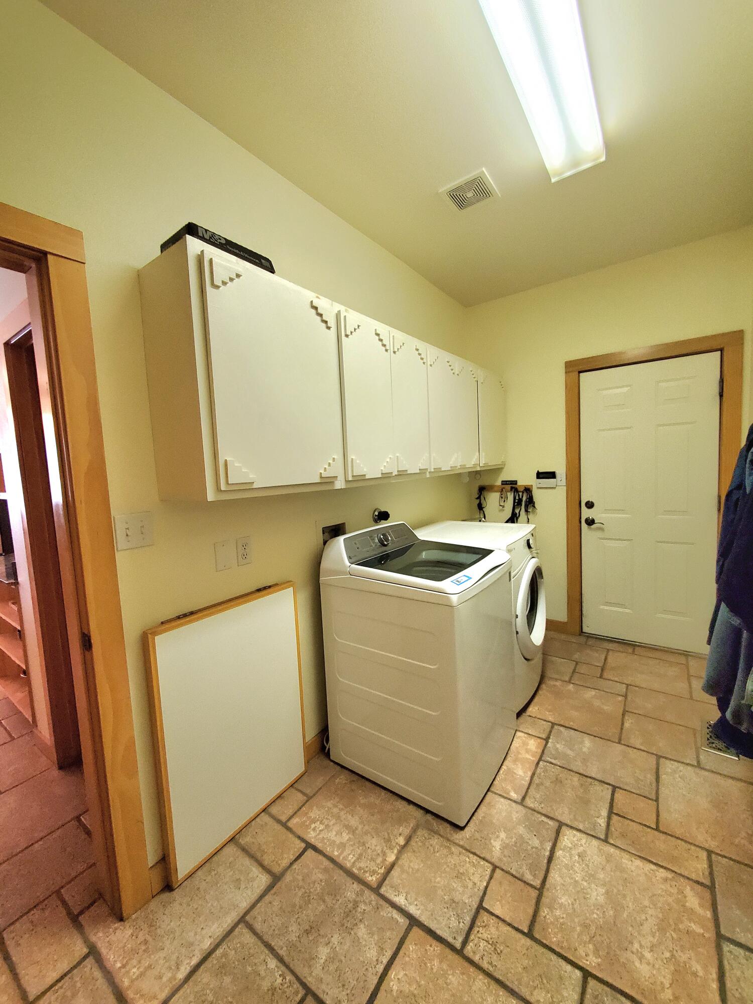 308 Spyglass Place SE