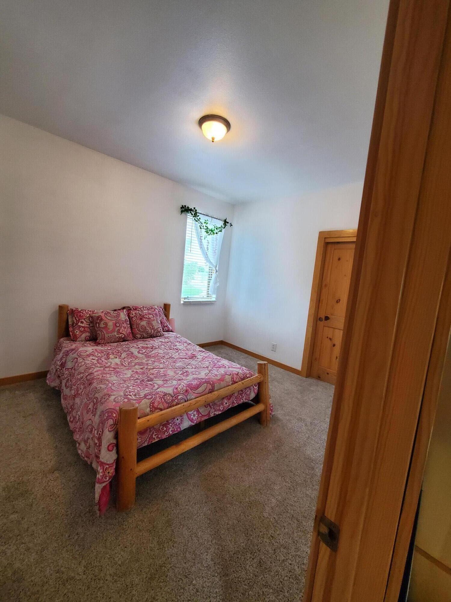 308 Spyglass Place SE