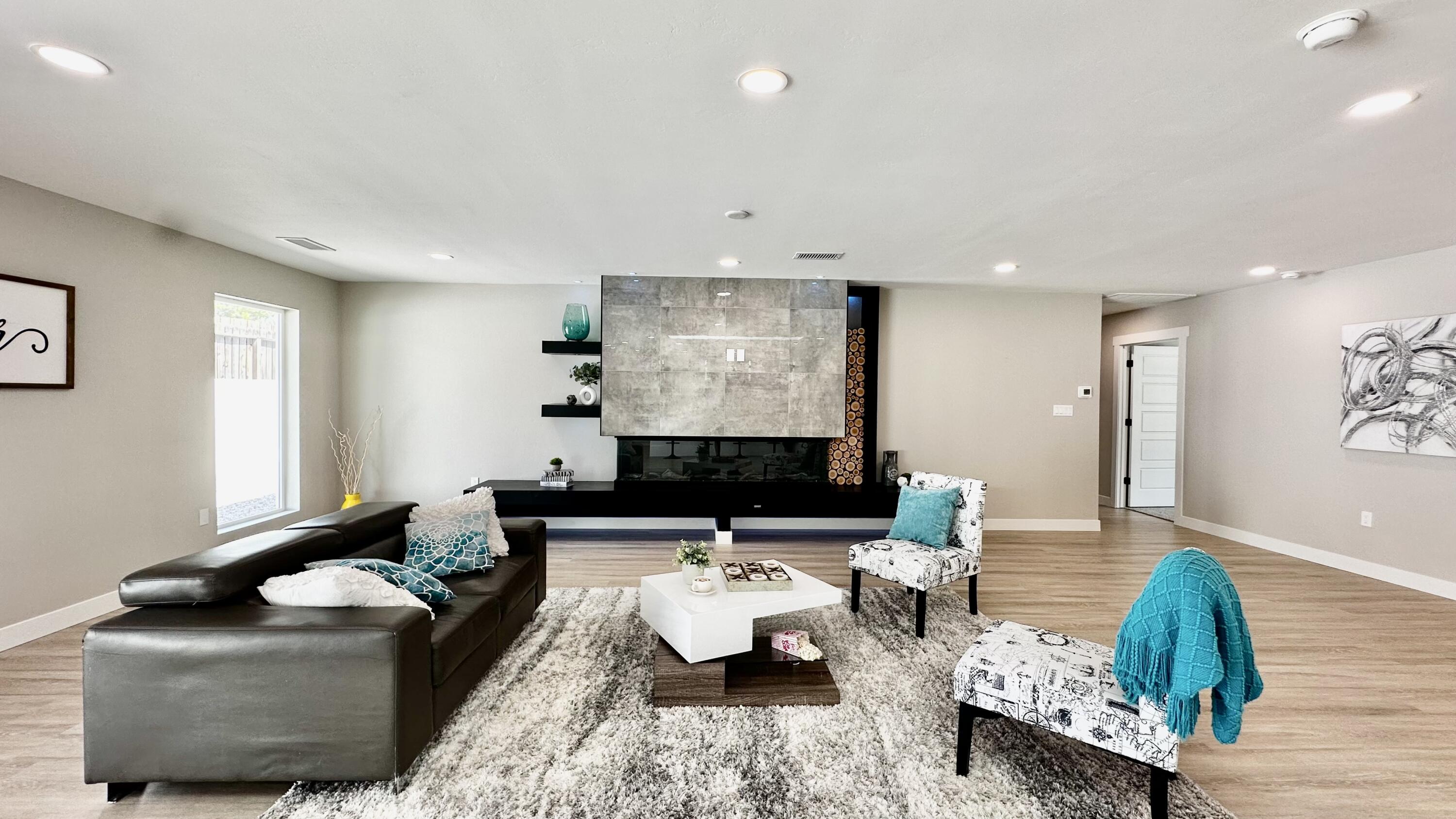 4523 Sunningdale Avenue NE