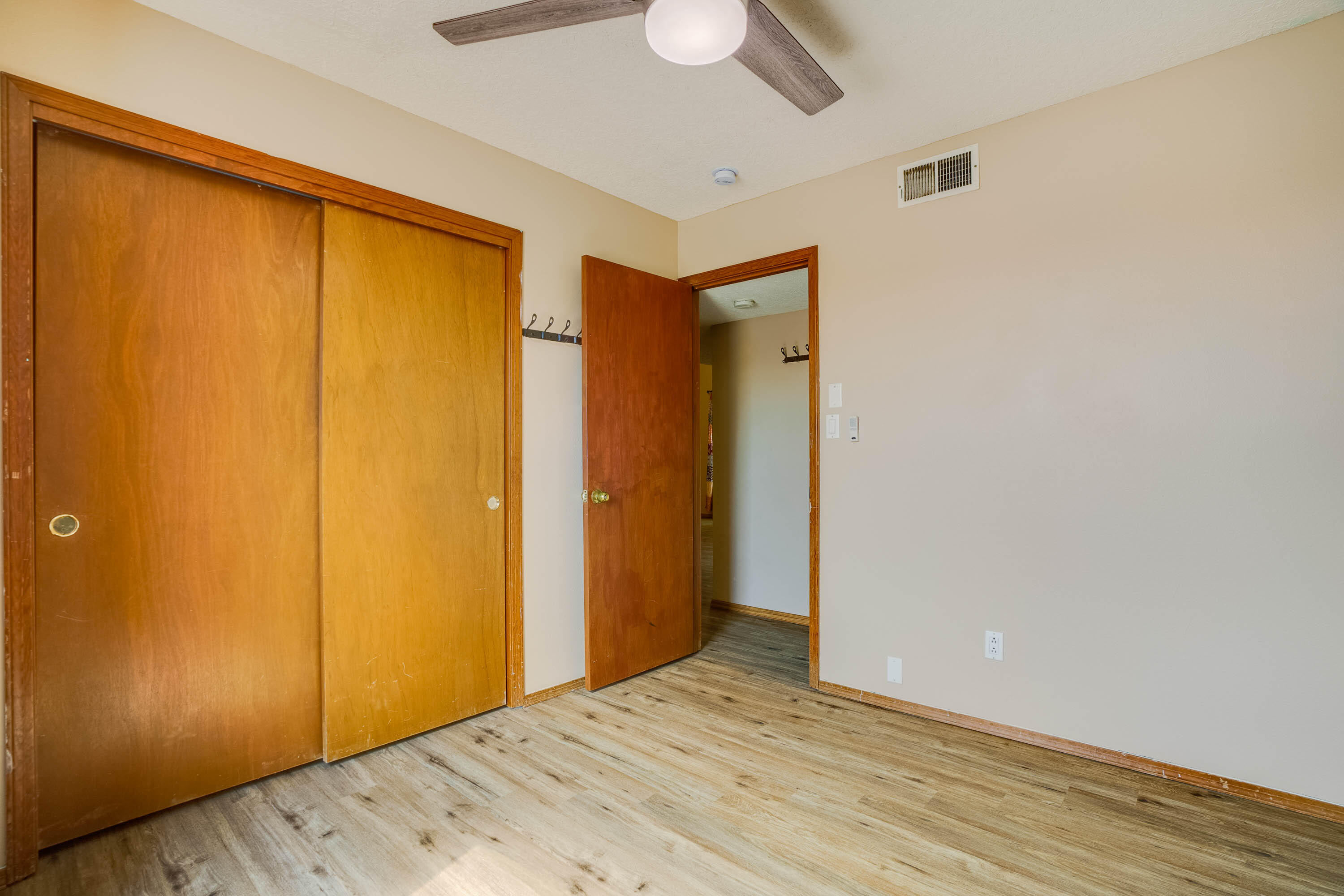 105 Castle Rock Road SE