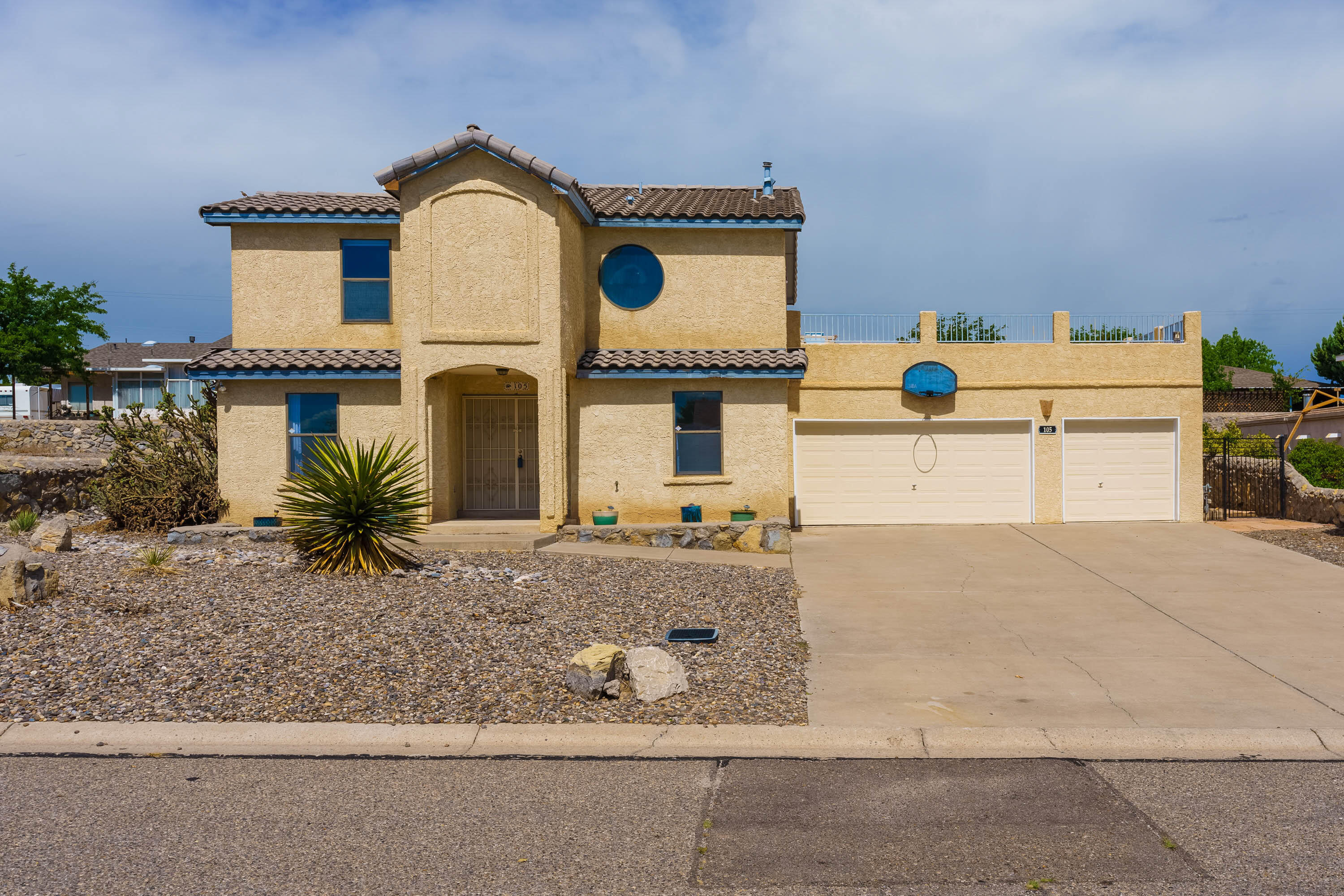 105 Castle Rock Road SE