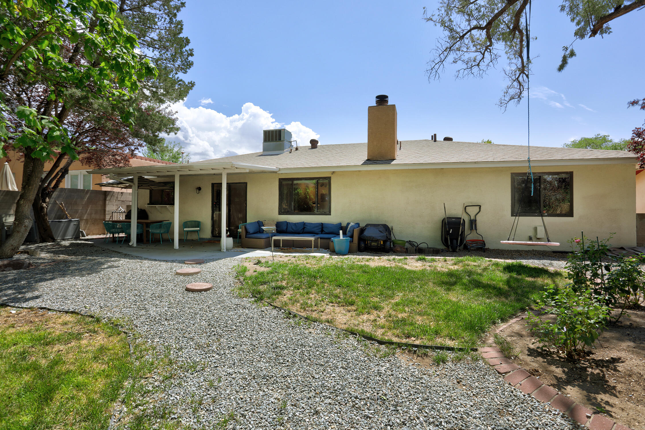6915 Cherry Hills Loop NE