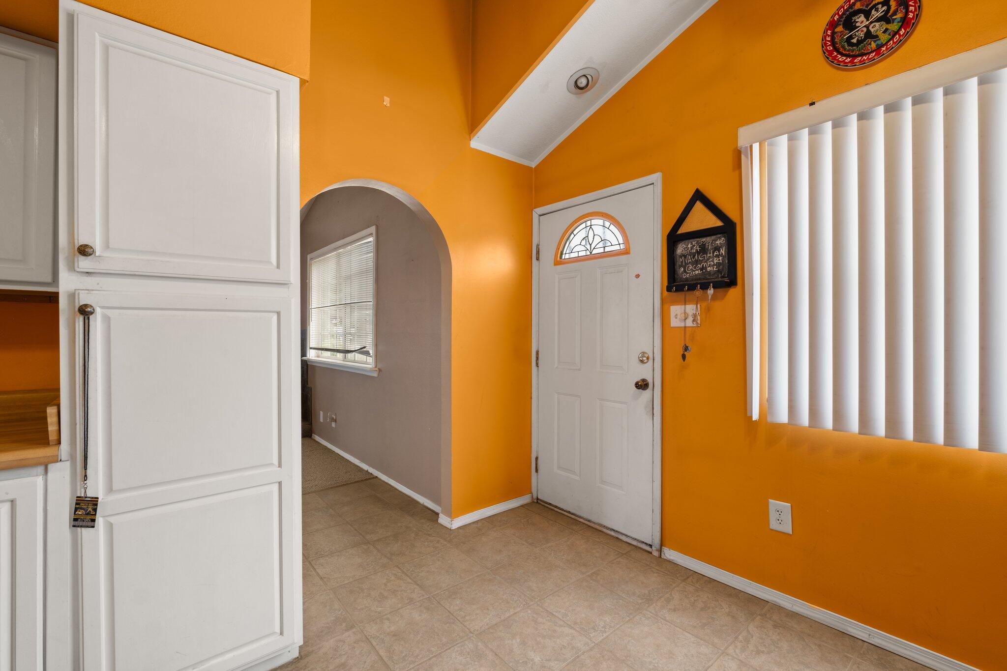 201 Quixote Drive SE