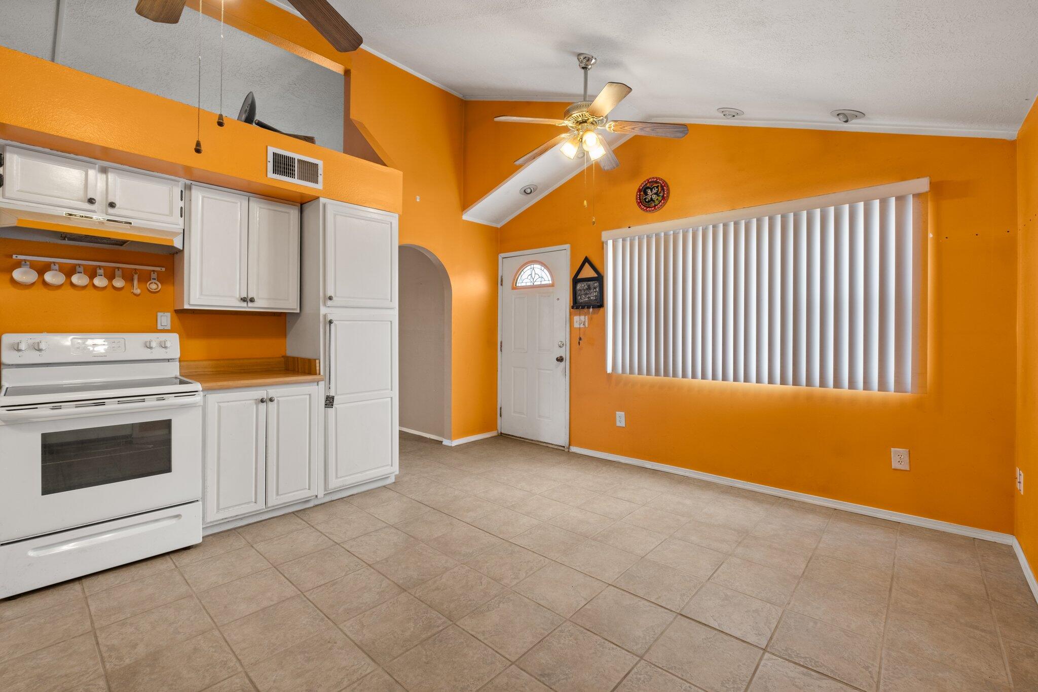 201 Quixote Drive SE