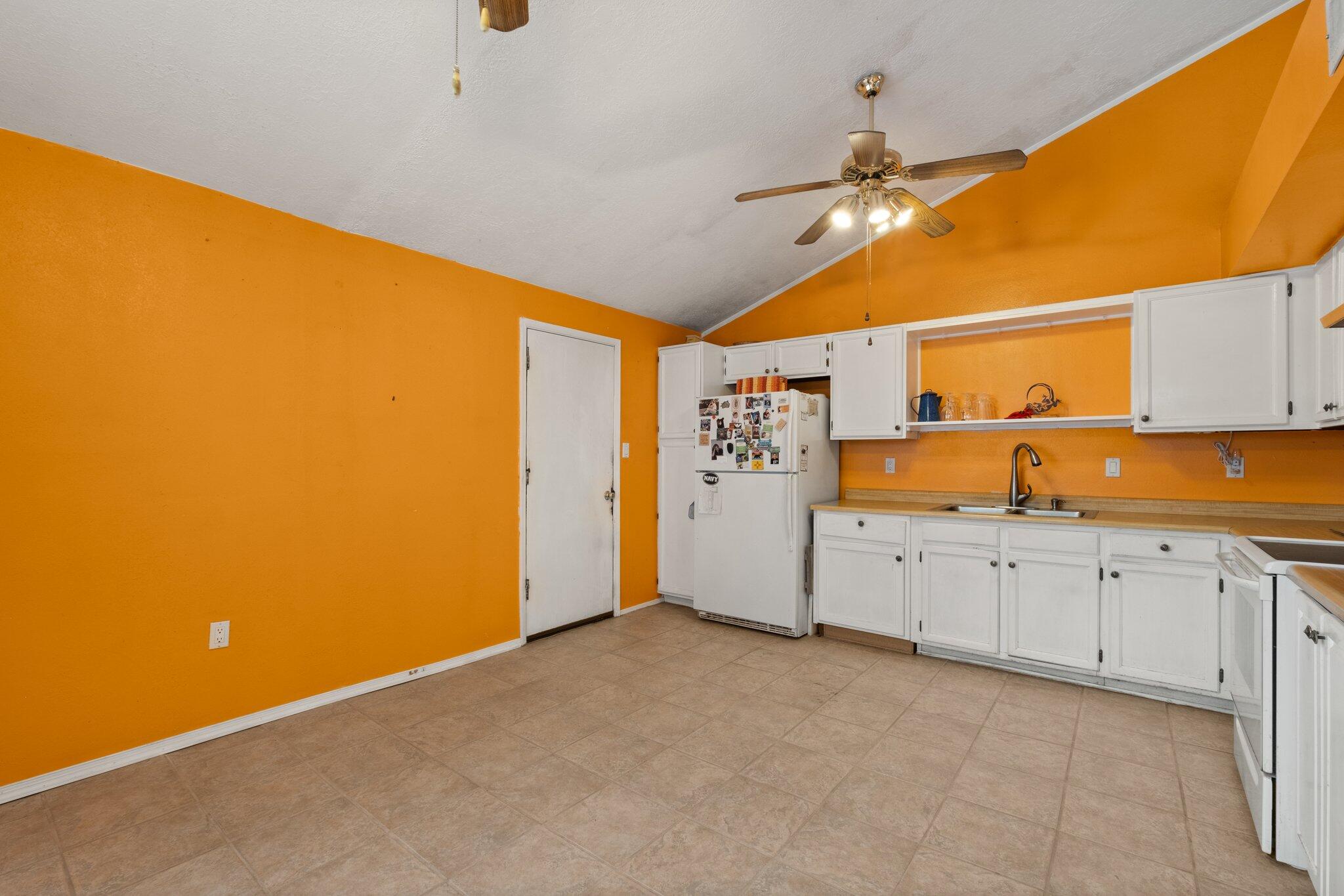 201 Quixote Drive SE