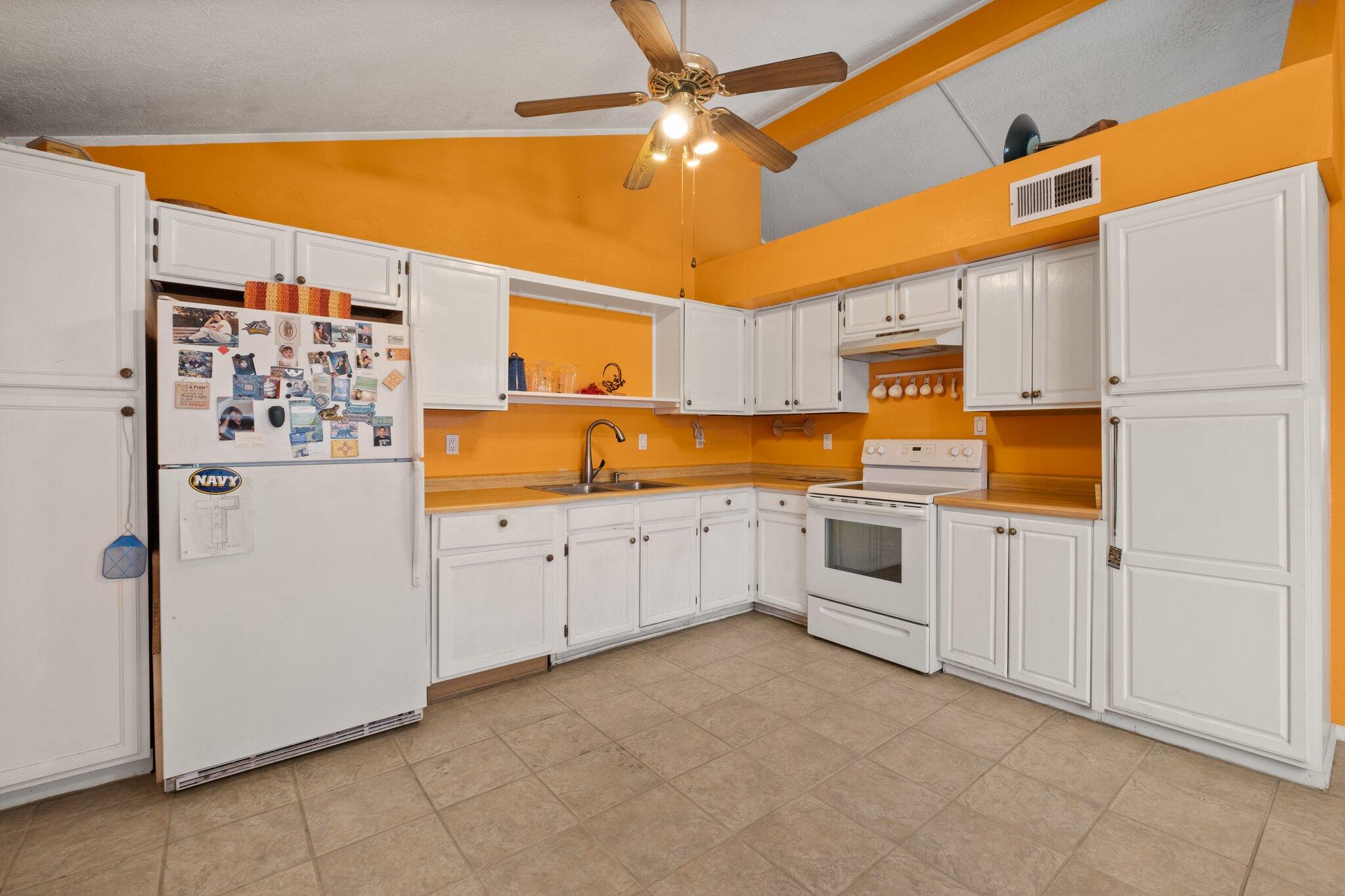 201 Quixote Drive SE