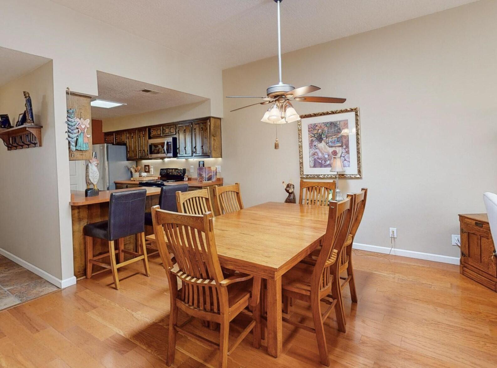 12812 DONETTE Court NE