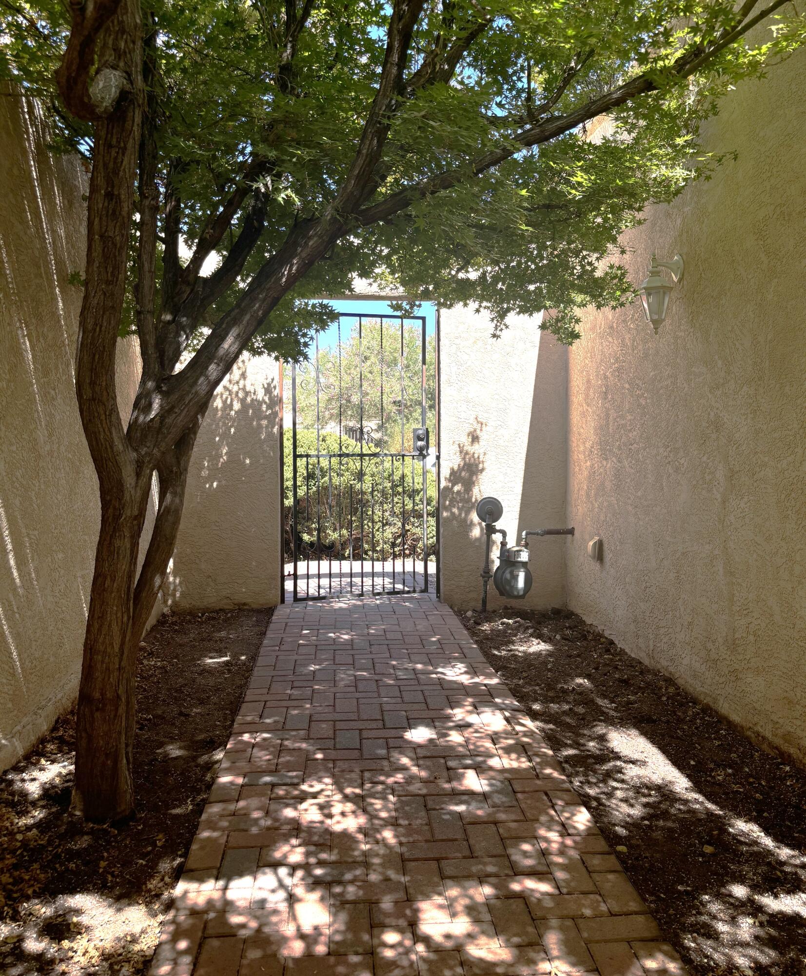 12812 DONETTE Court NE