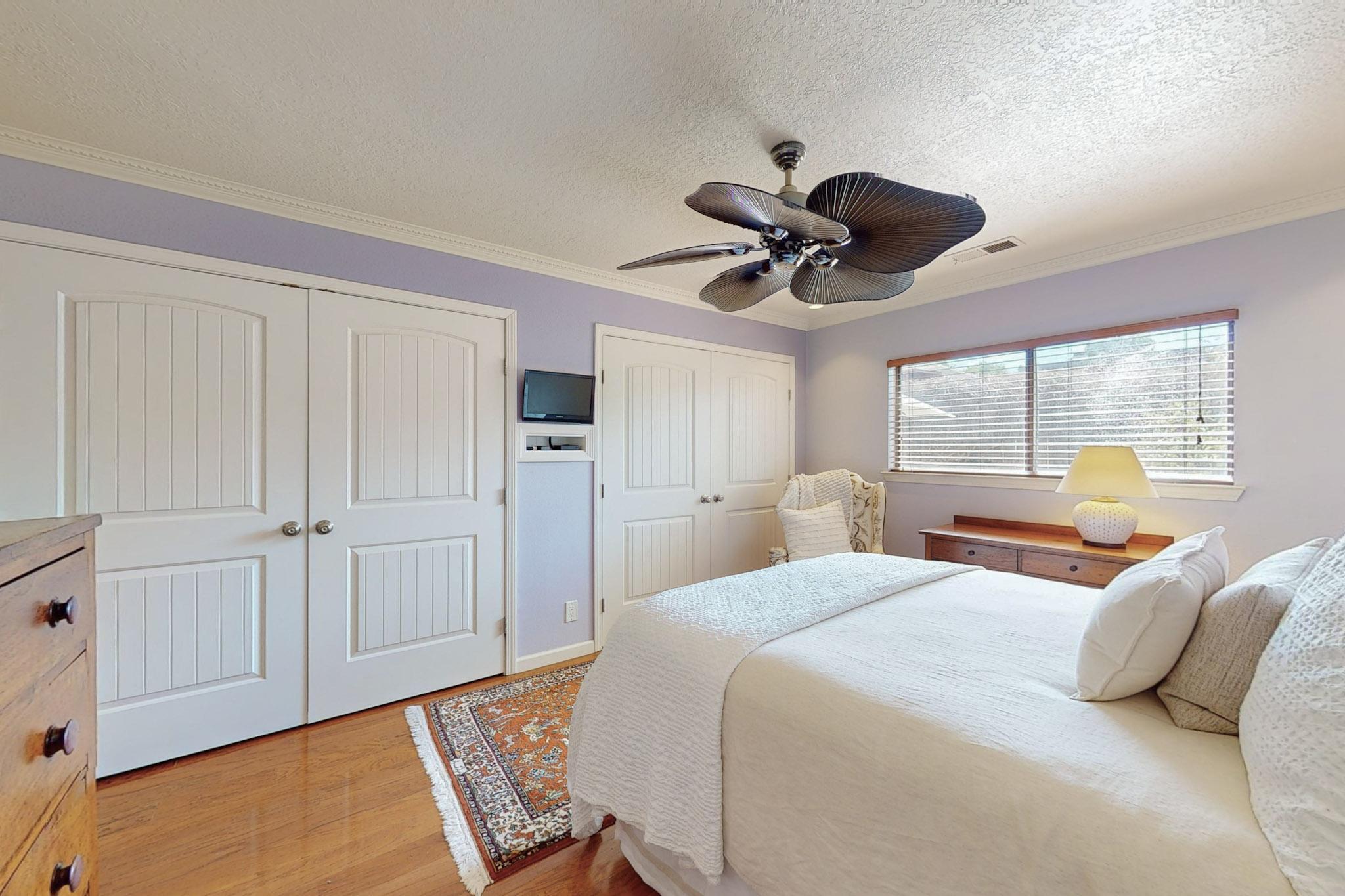 12812 DONETTE Court NE