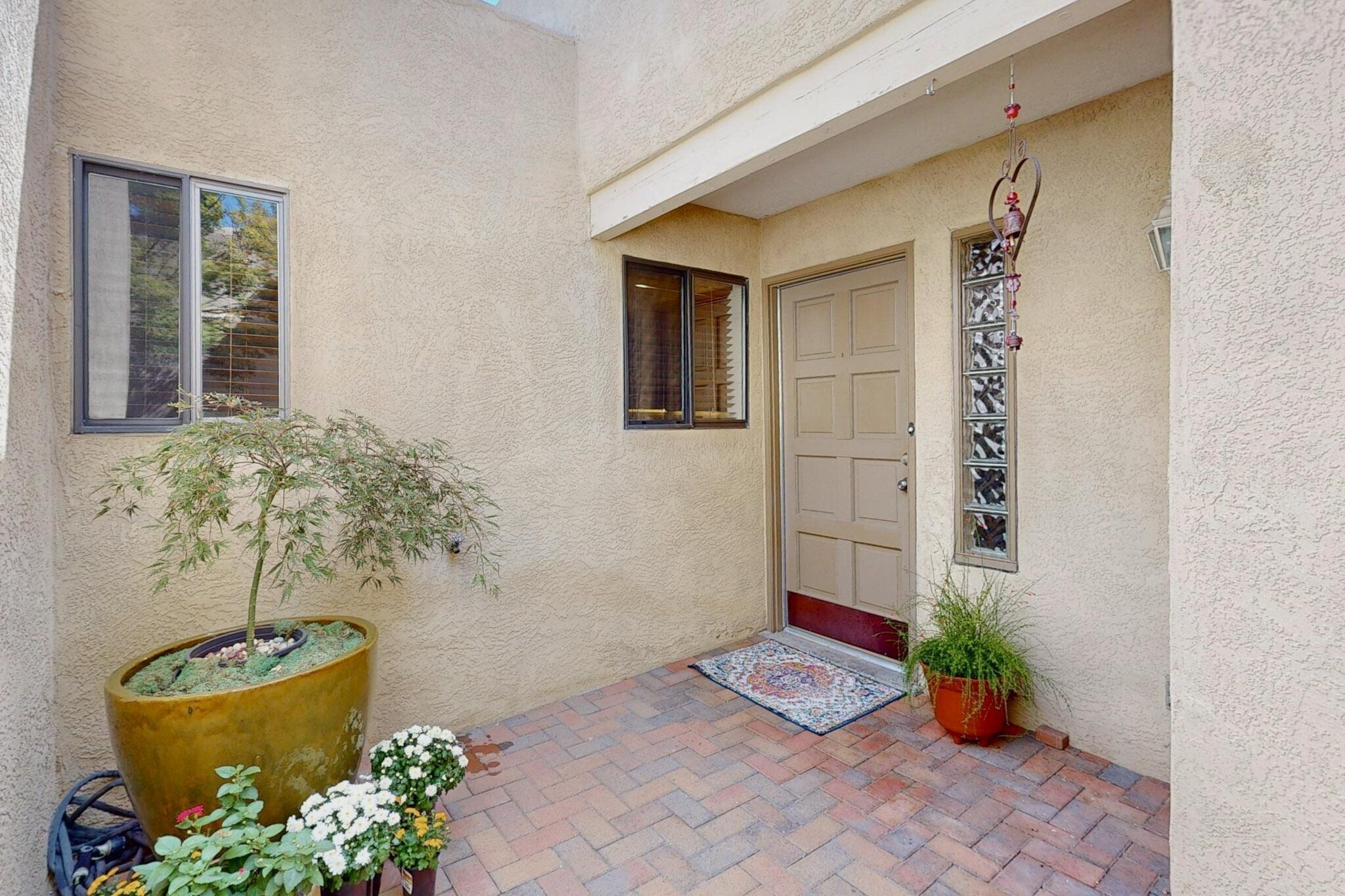 12812 DONETTE Court NE