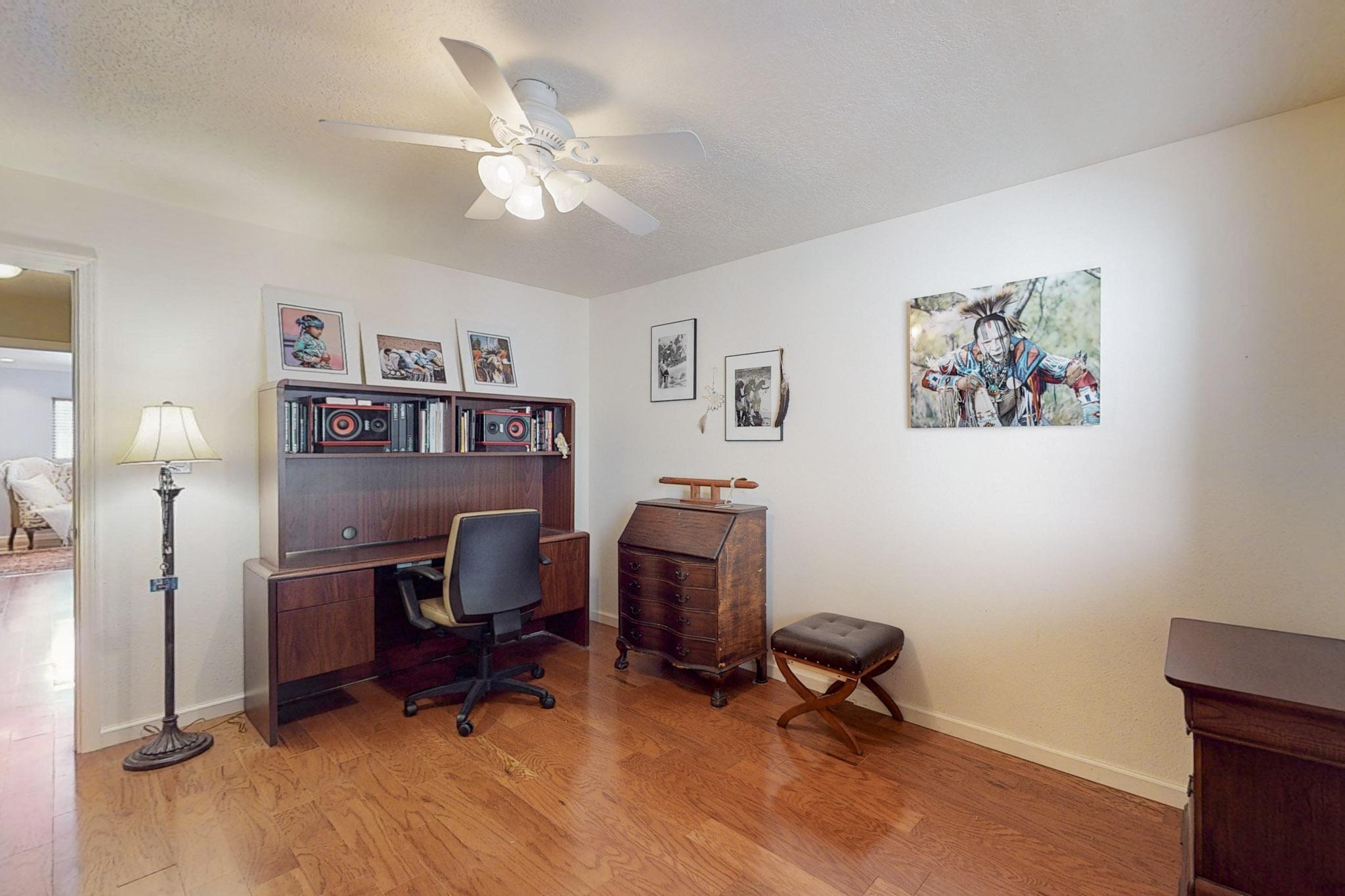 12812 DONETTE Court NE