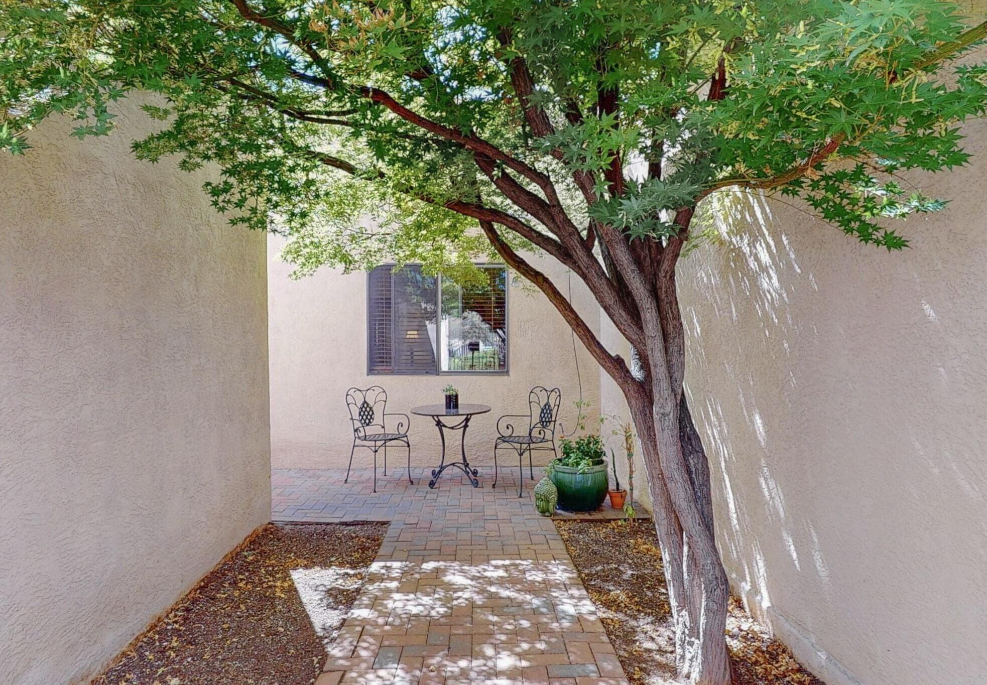 12812 DONETTE Court NE