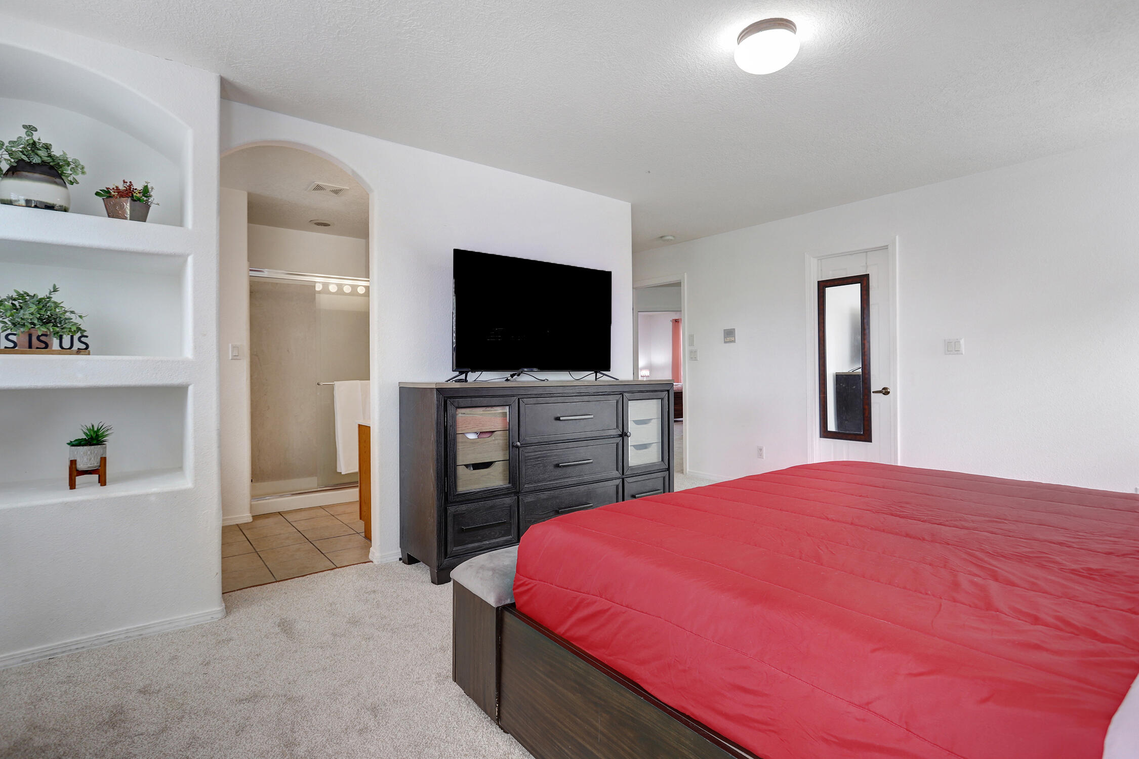 9200 Colima Avenue NW