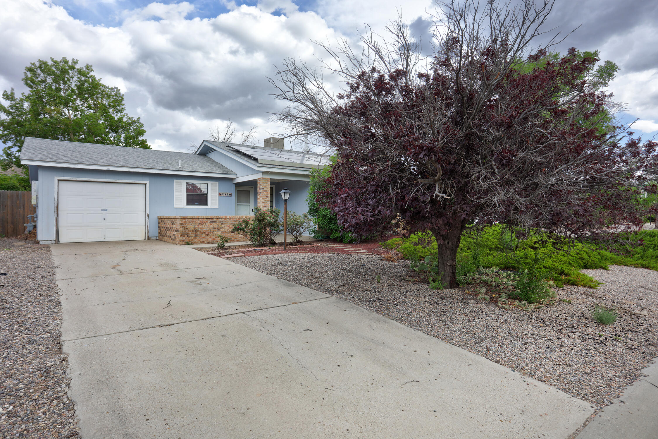 2720 Pinewood Drive SE