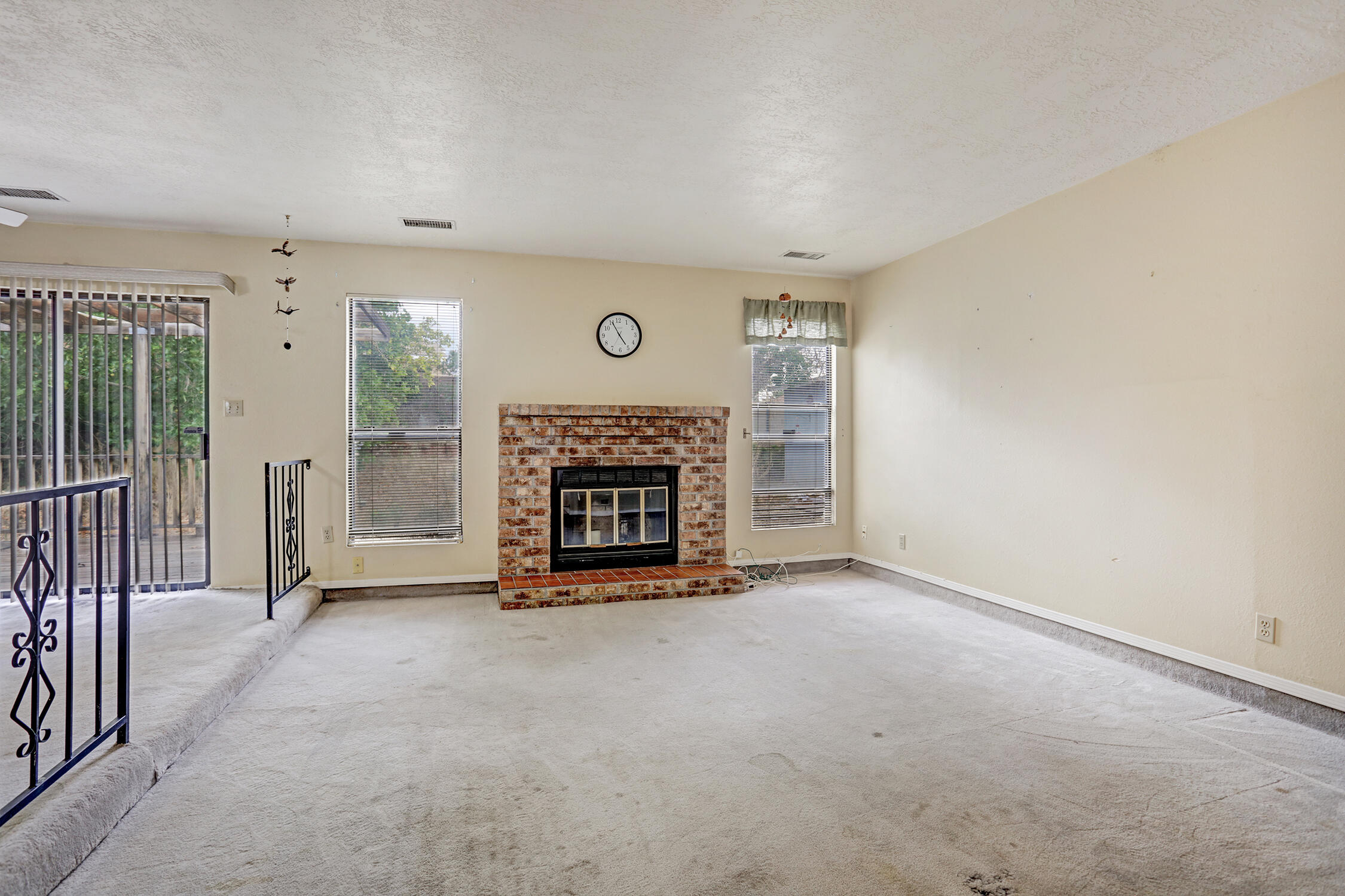 2720 Pinewood Drive SE