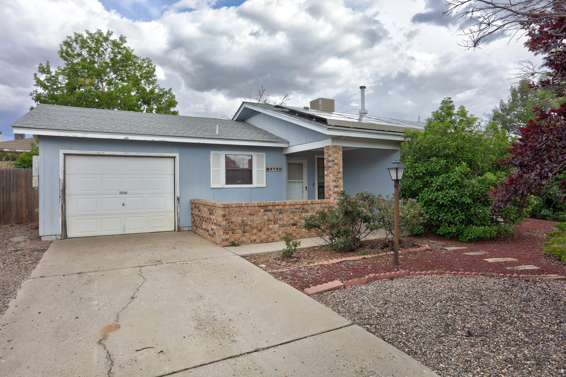 2720 Pinewood Drive SE