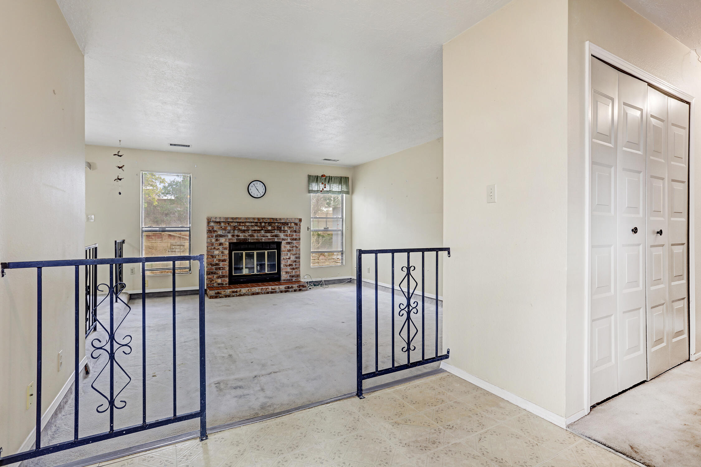 2720 Pinewood Drive SE