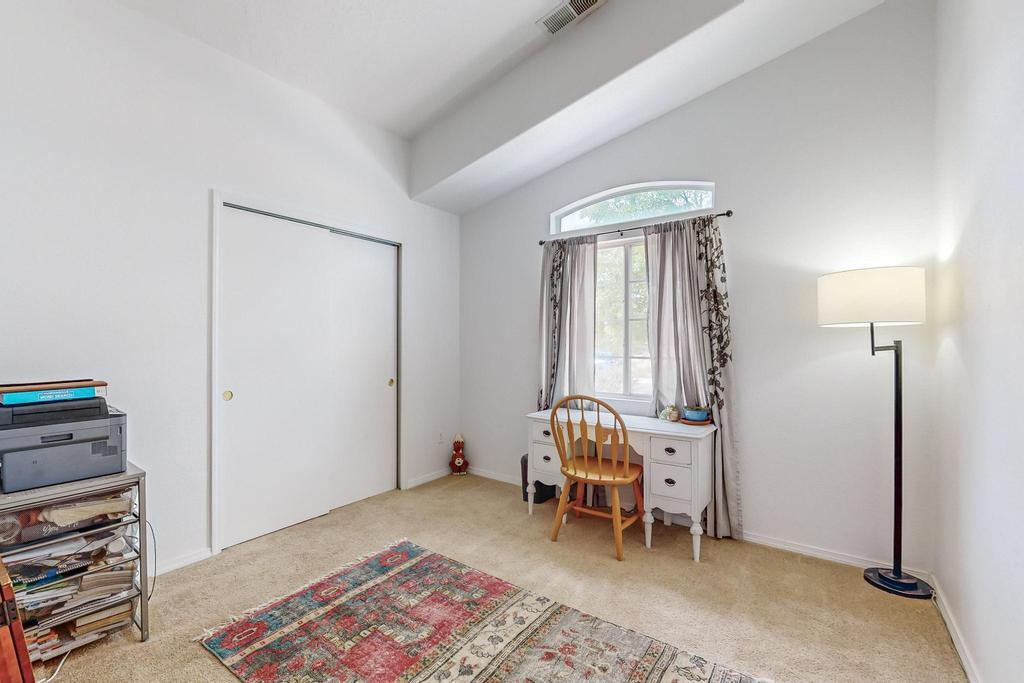 10716 Brookline Place NW