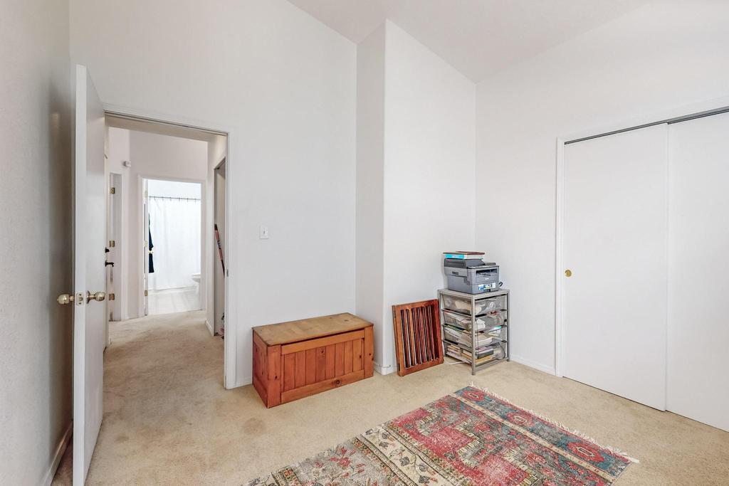 10716 Brookline Place NW