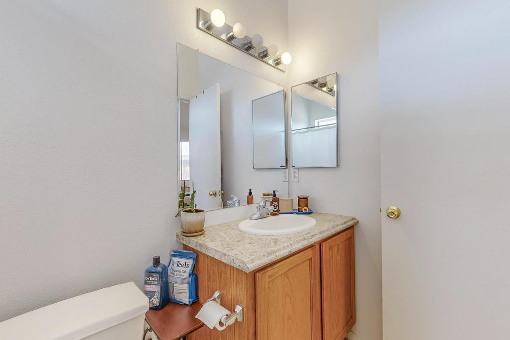 10716 Brookline Place NW