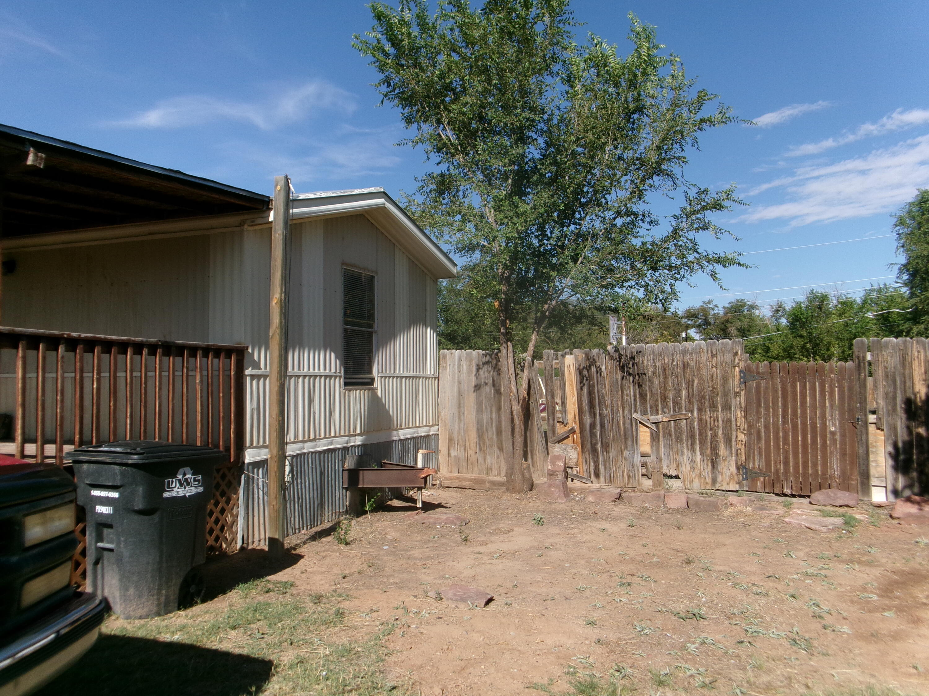 4851 Cerritos Avenue