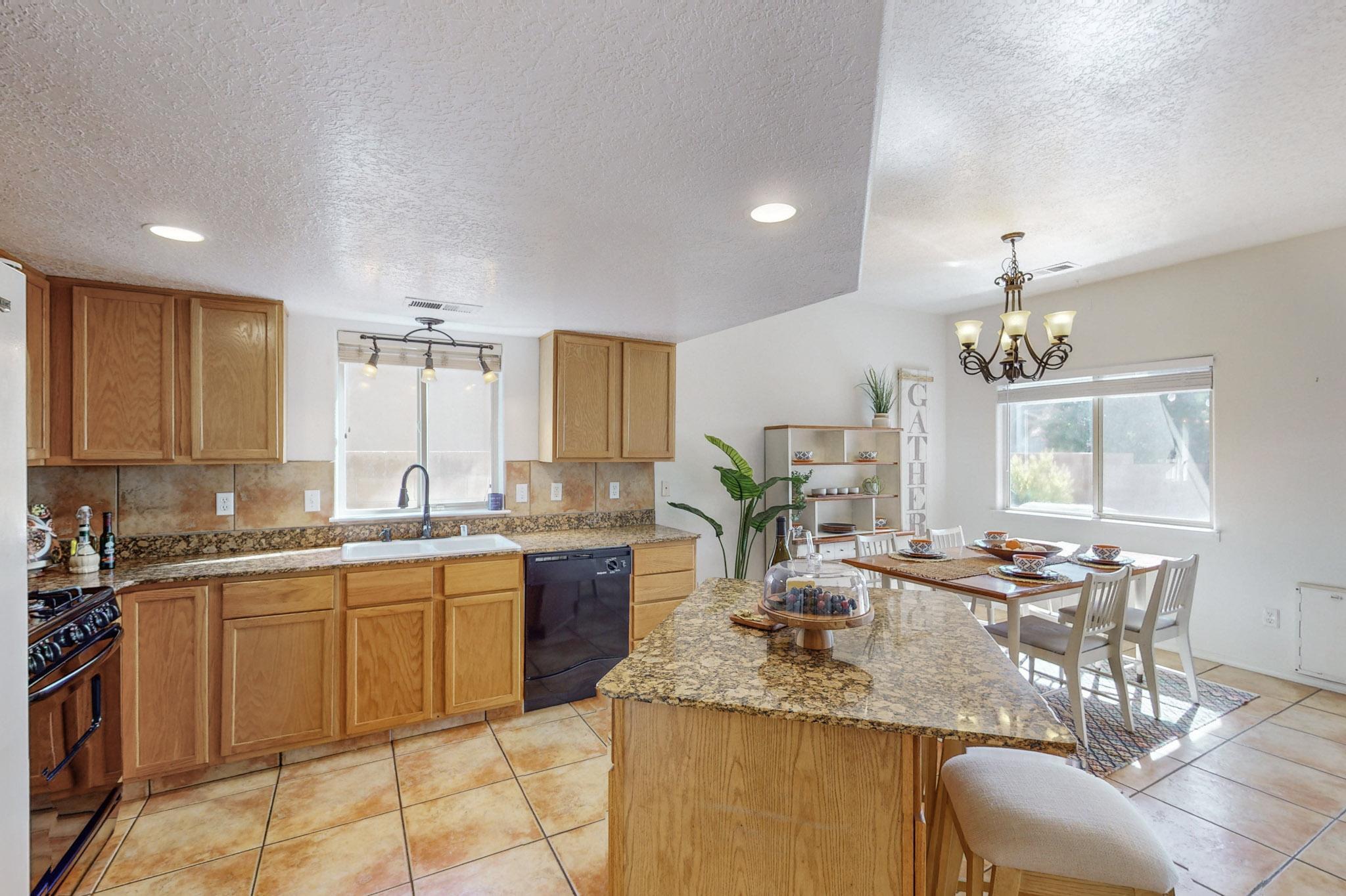 9015 Eagle Vista Drive NE