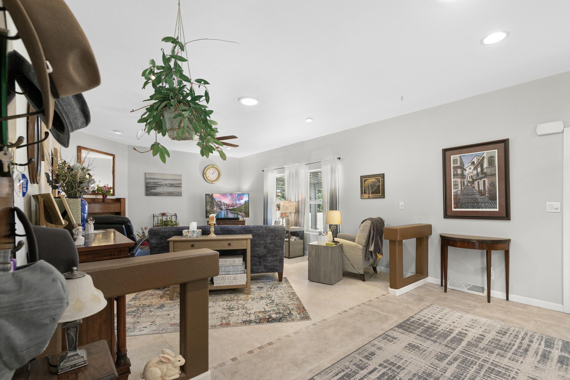 316 Sunrise Bluffs Drive