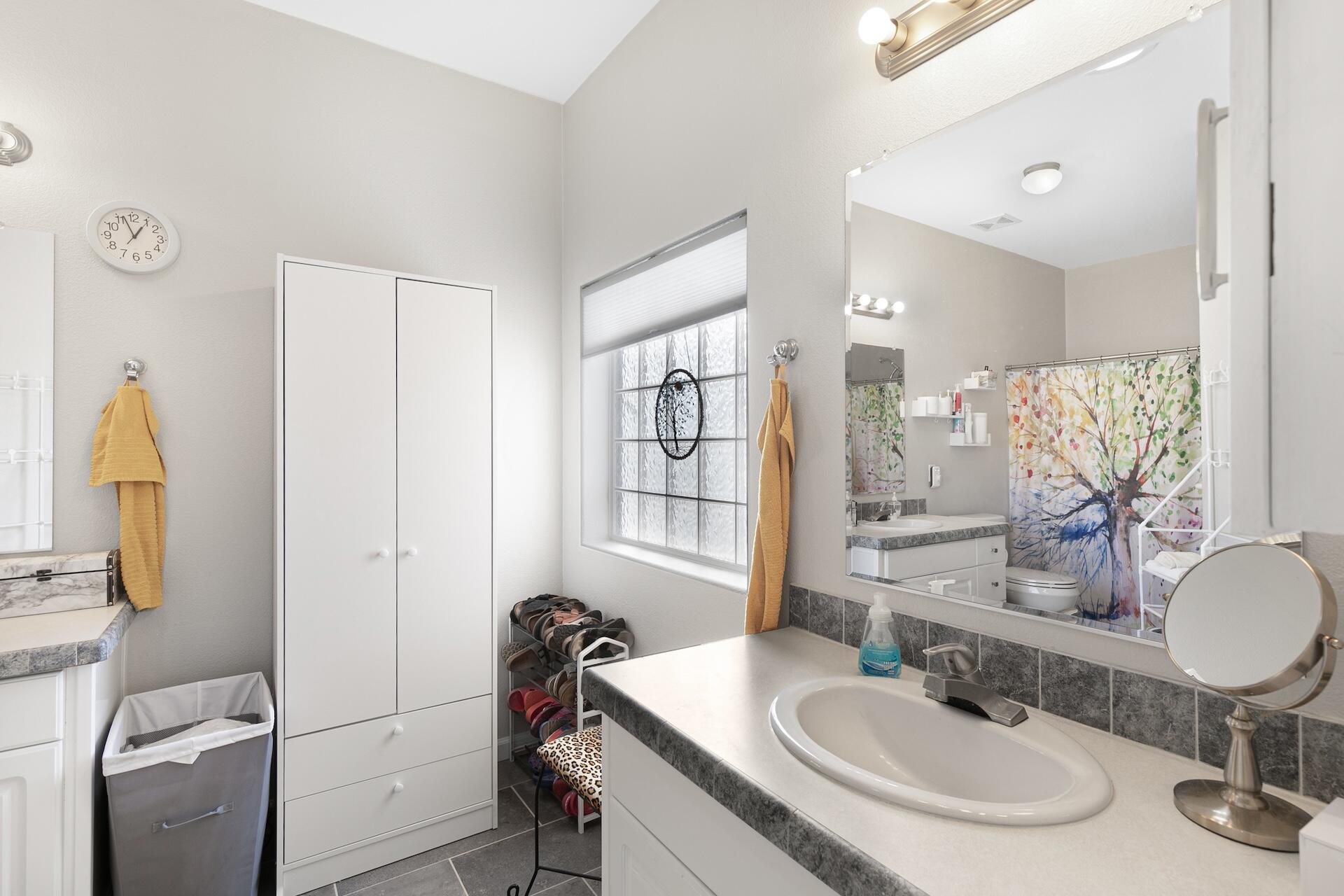 316 Sunrise Bluffs Drive