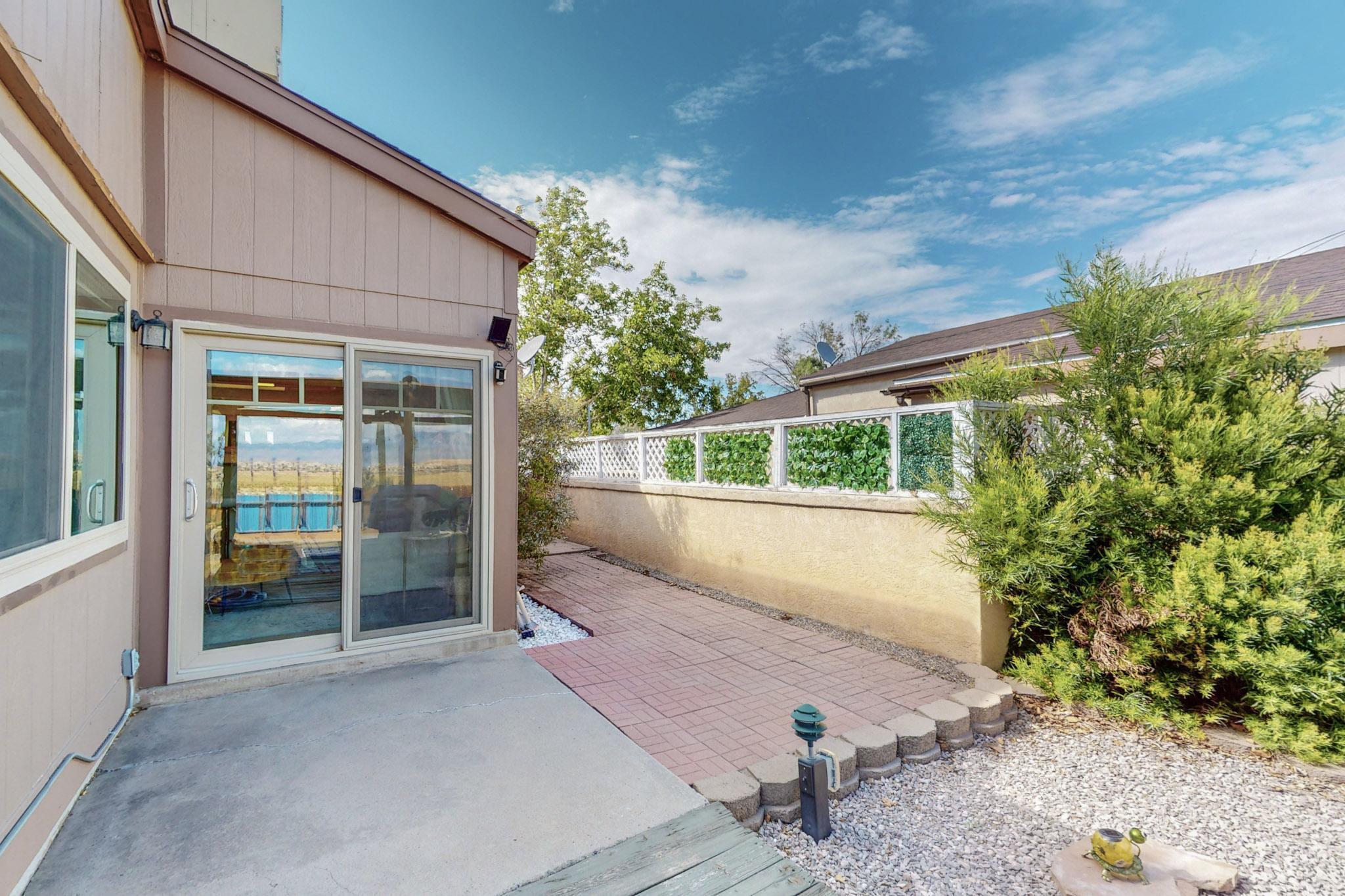 1660 PLUM Road NE