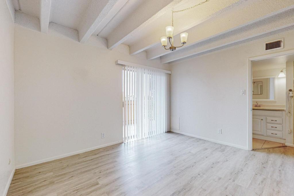 1100 Alvarado Drive SE 310
