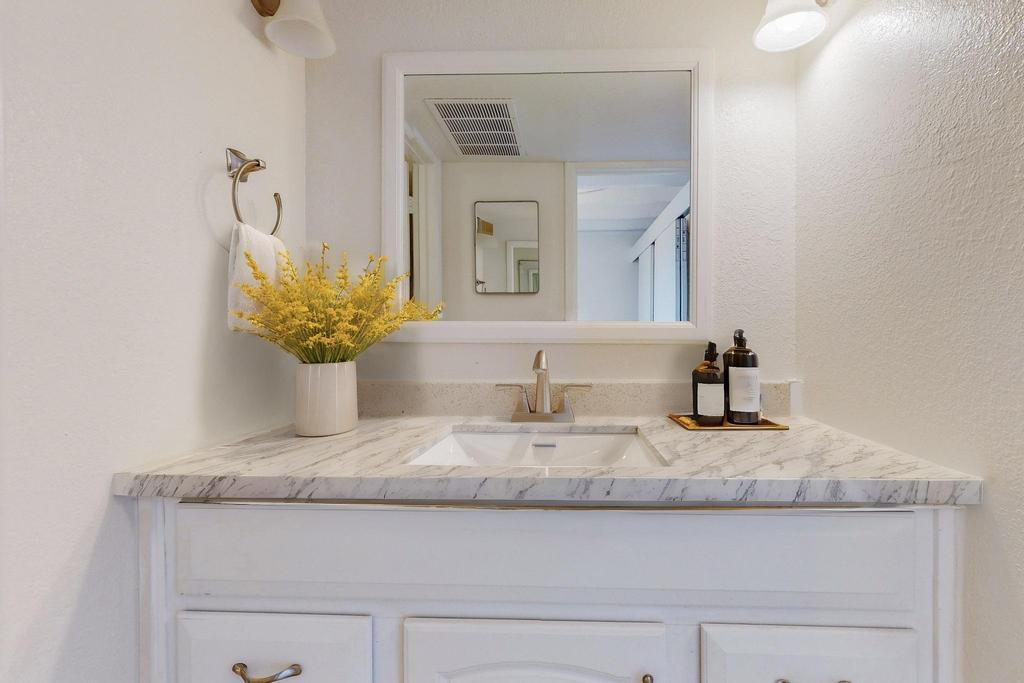 1100 Alvarado Drive SE 310
