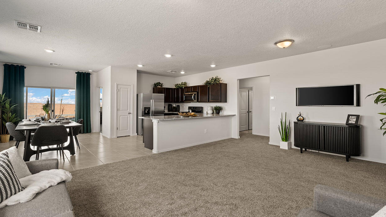 1484 Vista Grande Loop NE