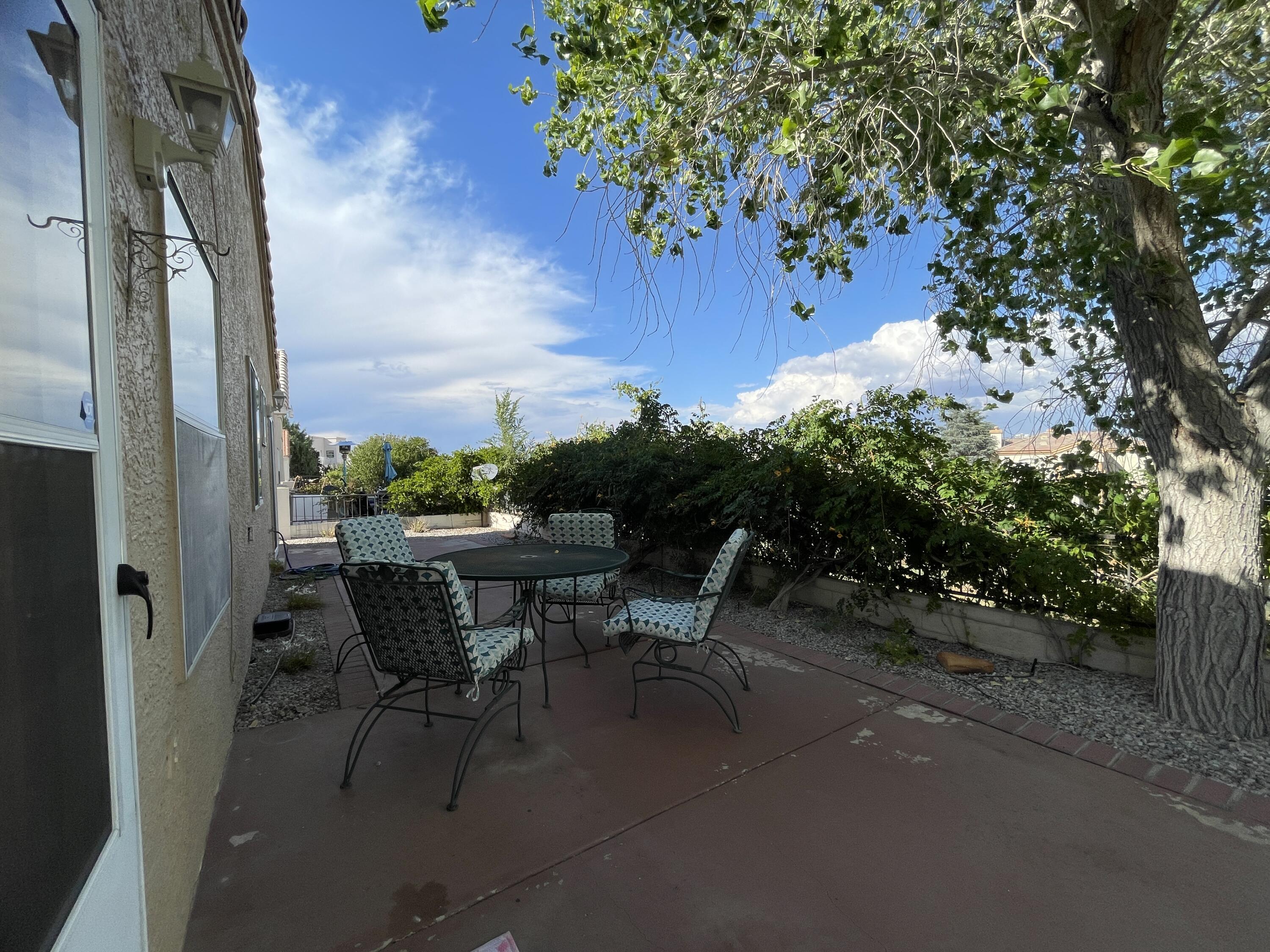 620 Superstition Drive SE