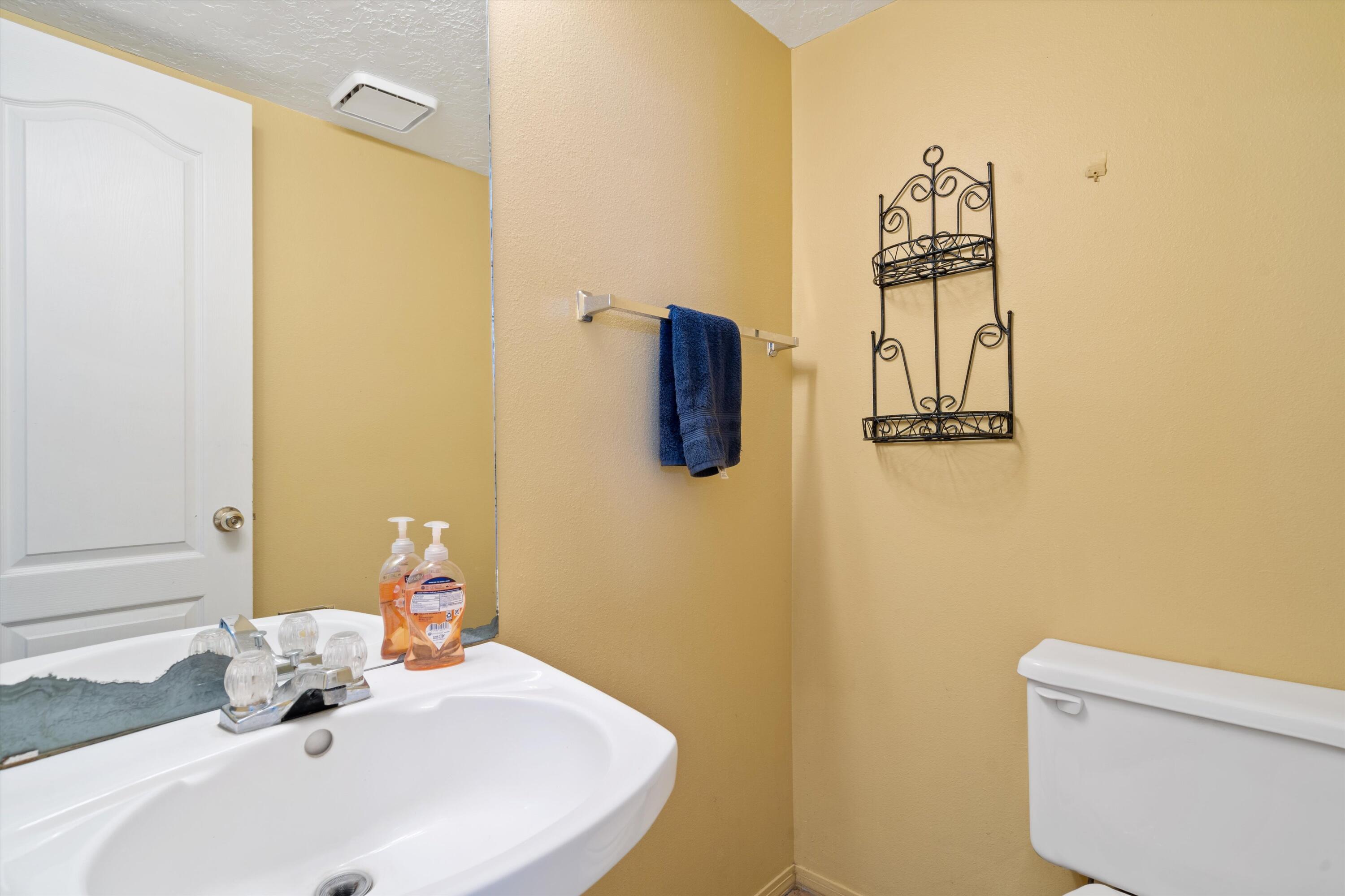 301 Prestige Way NE