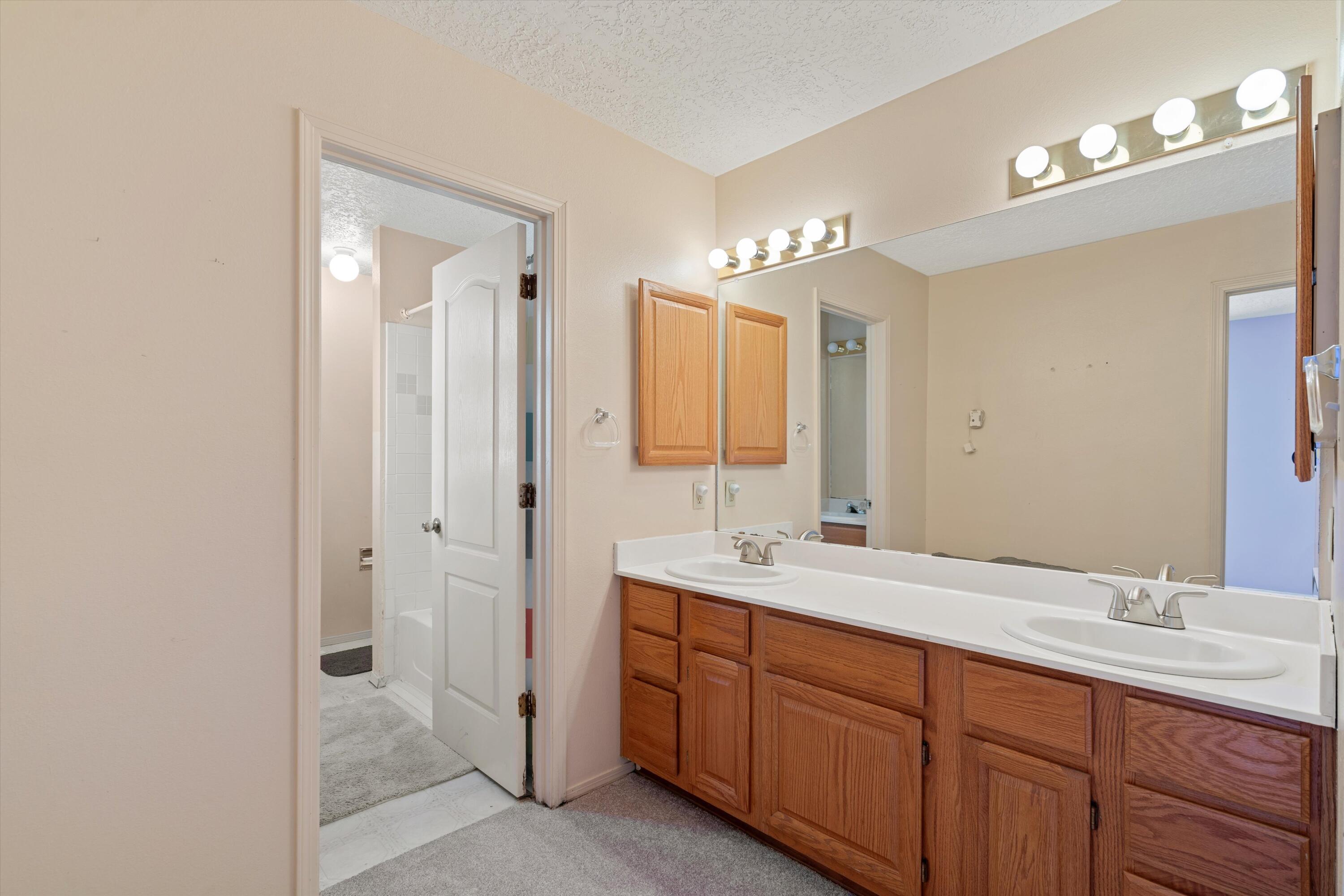 301 Prestige Way NE