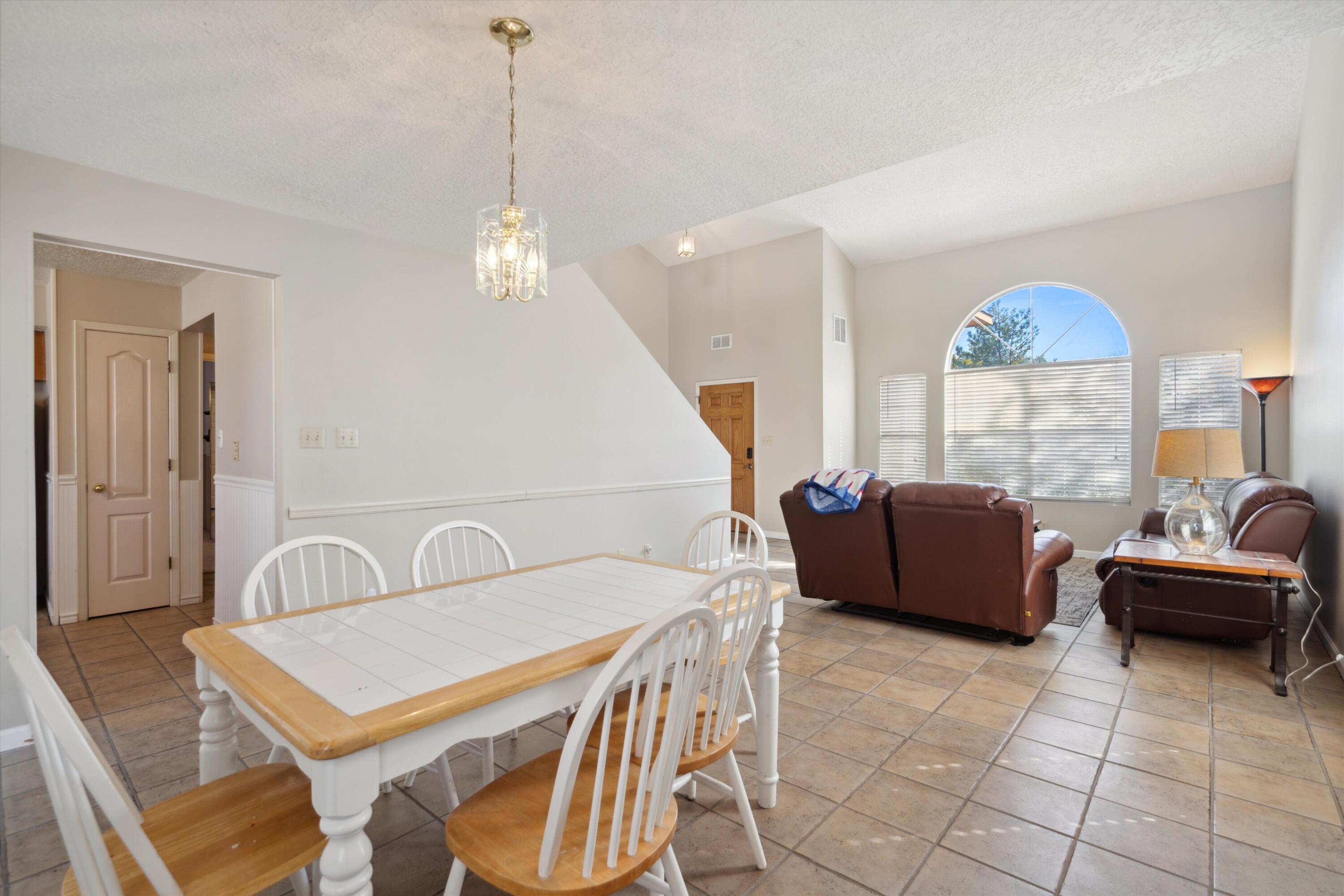 301 Prestige Way NE