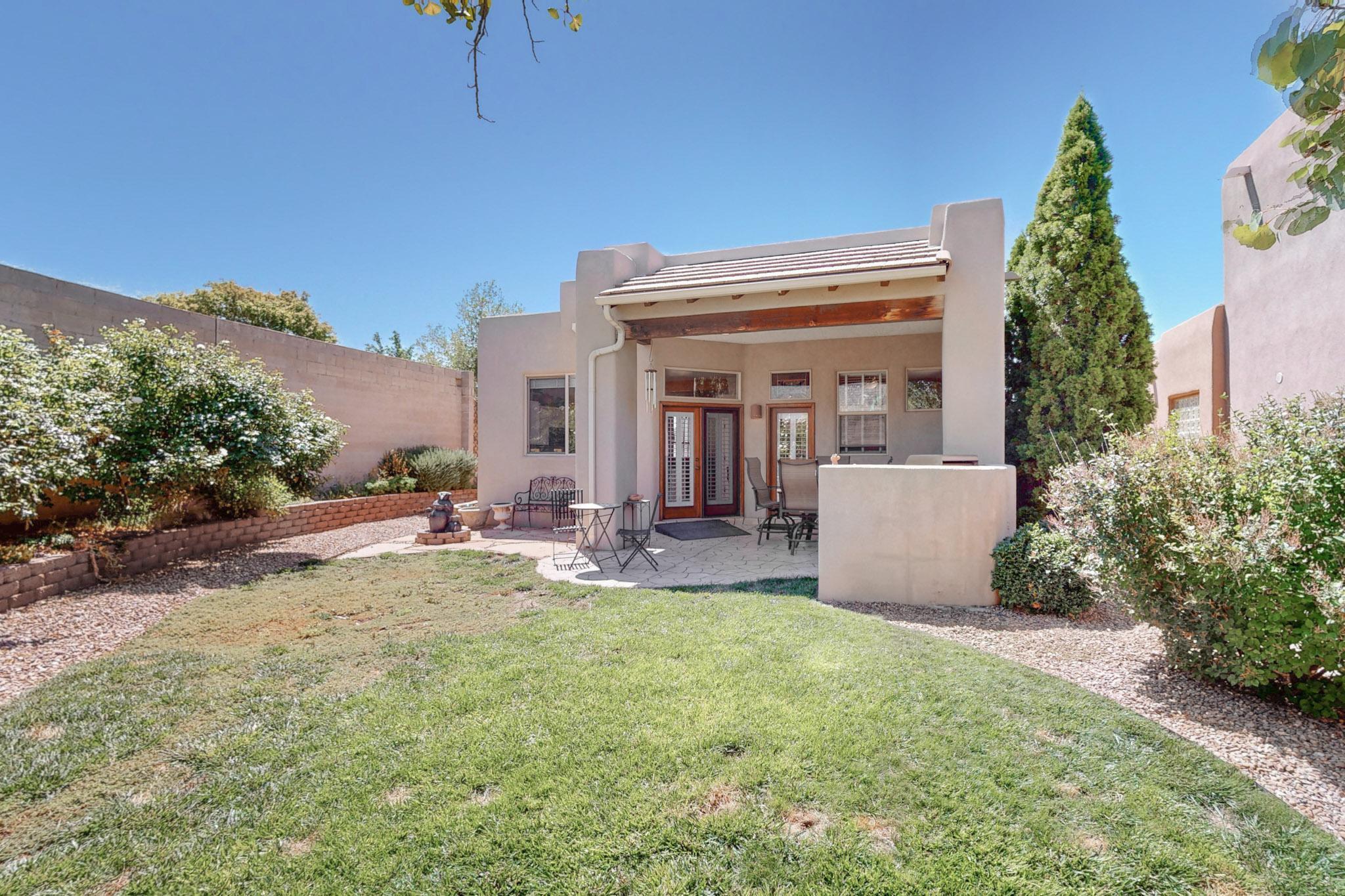 6320 Calla Lily Circle NE
