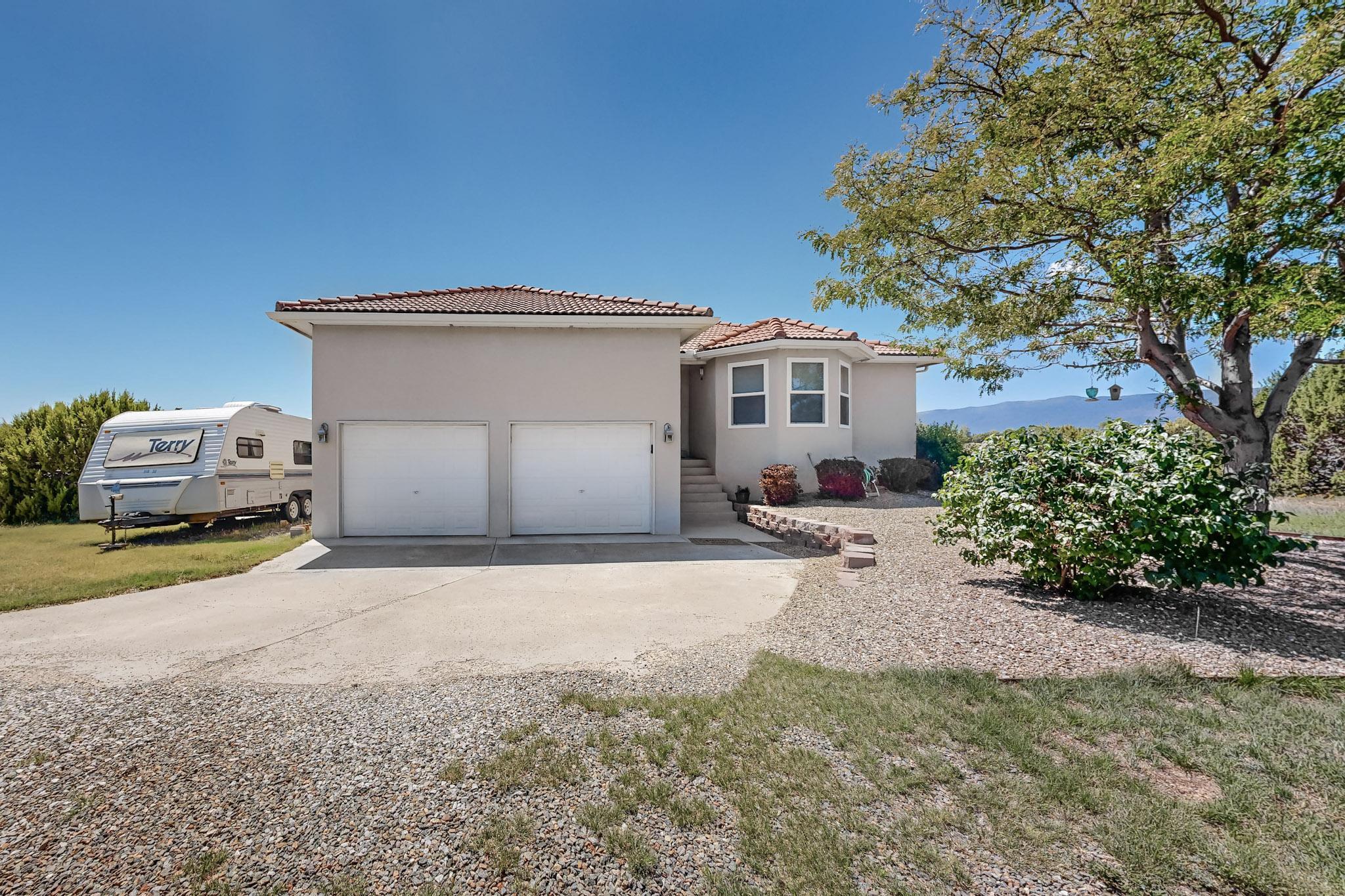 2 RICHLAND Court