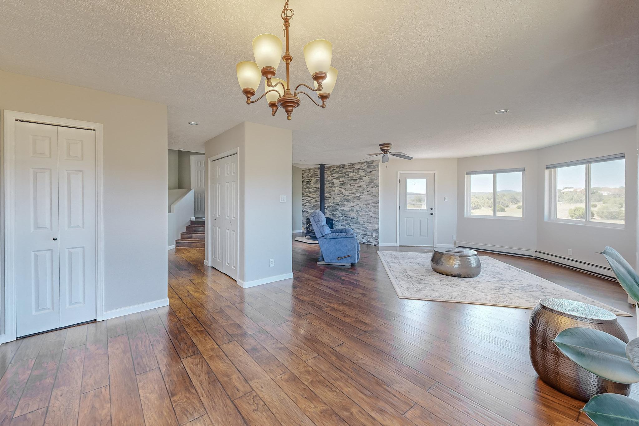 2 RICHLAND Court