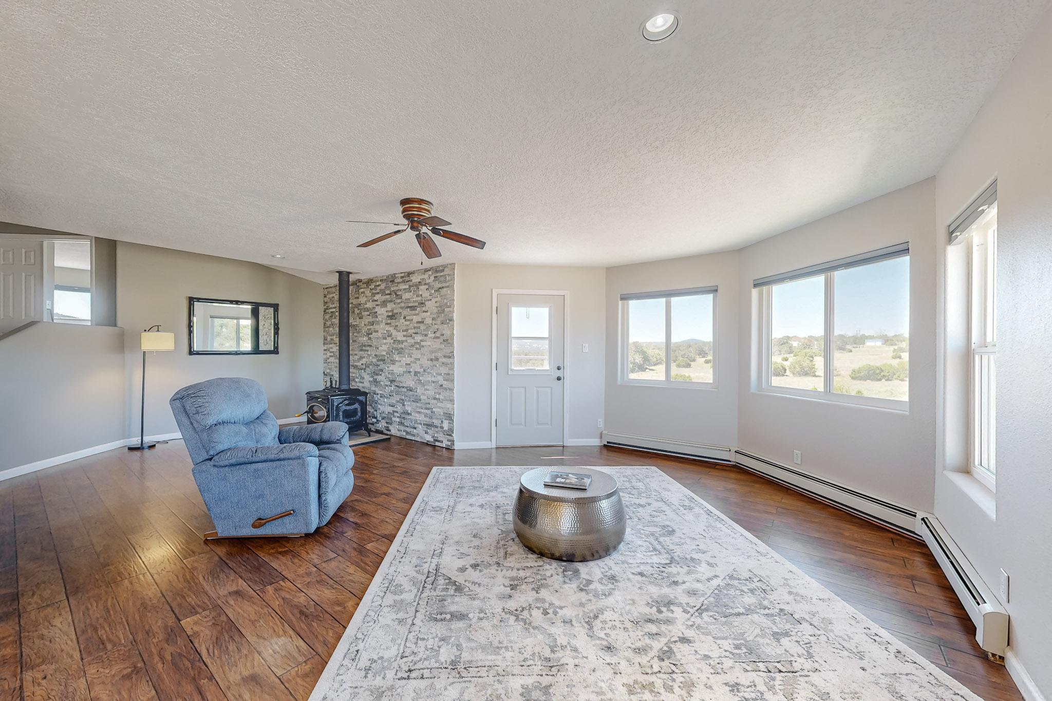 2 RICHLAND Court