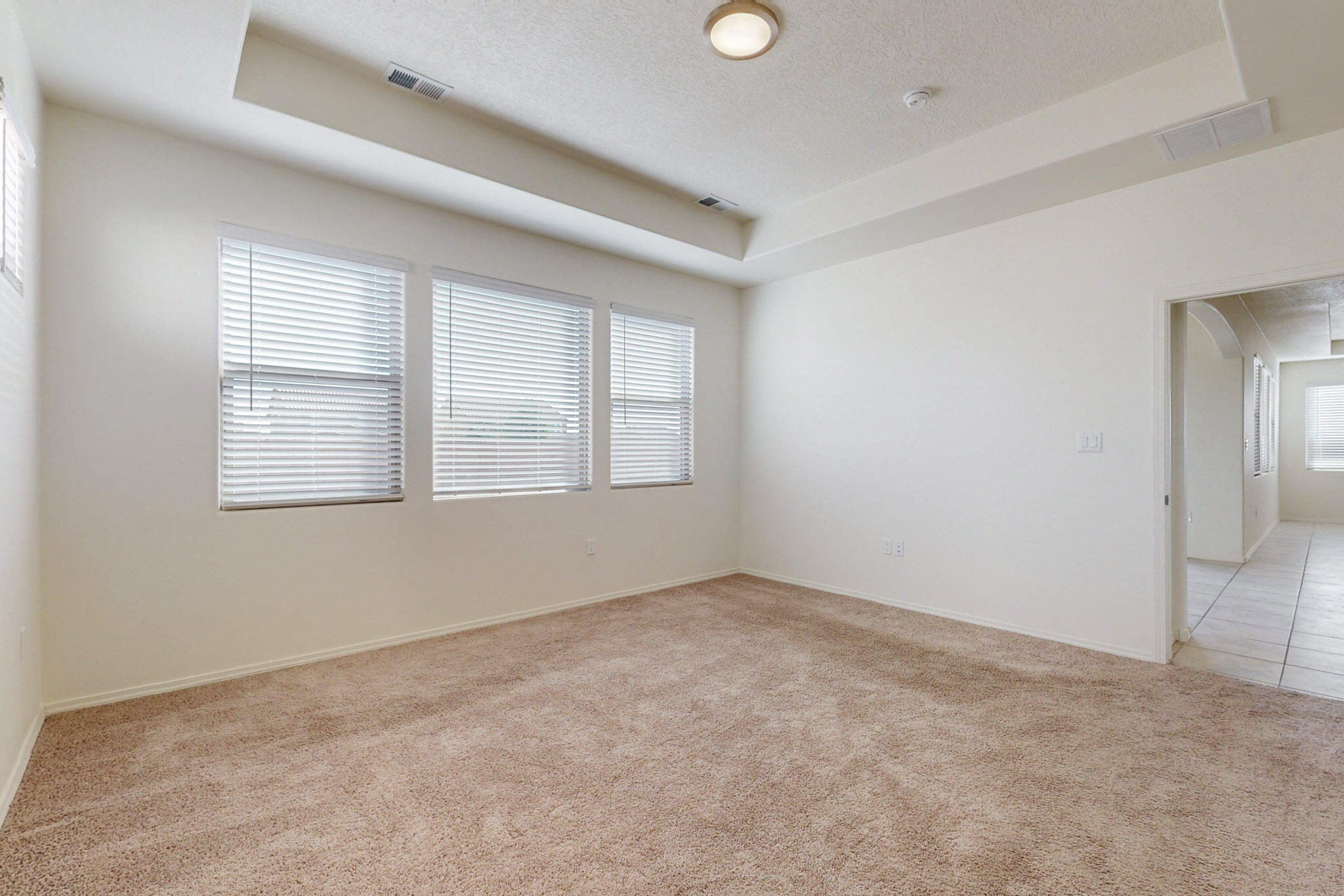 7033 Cleary Loop NE