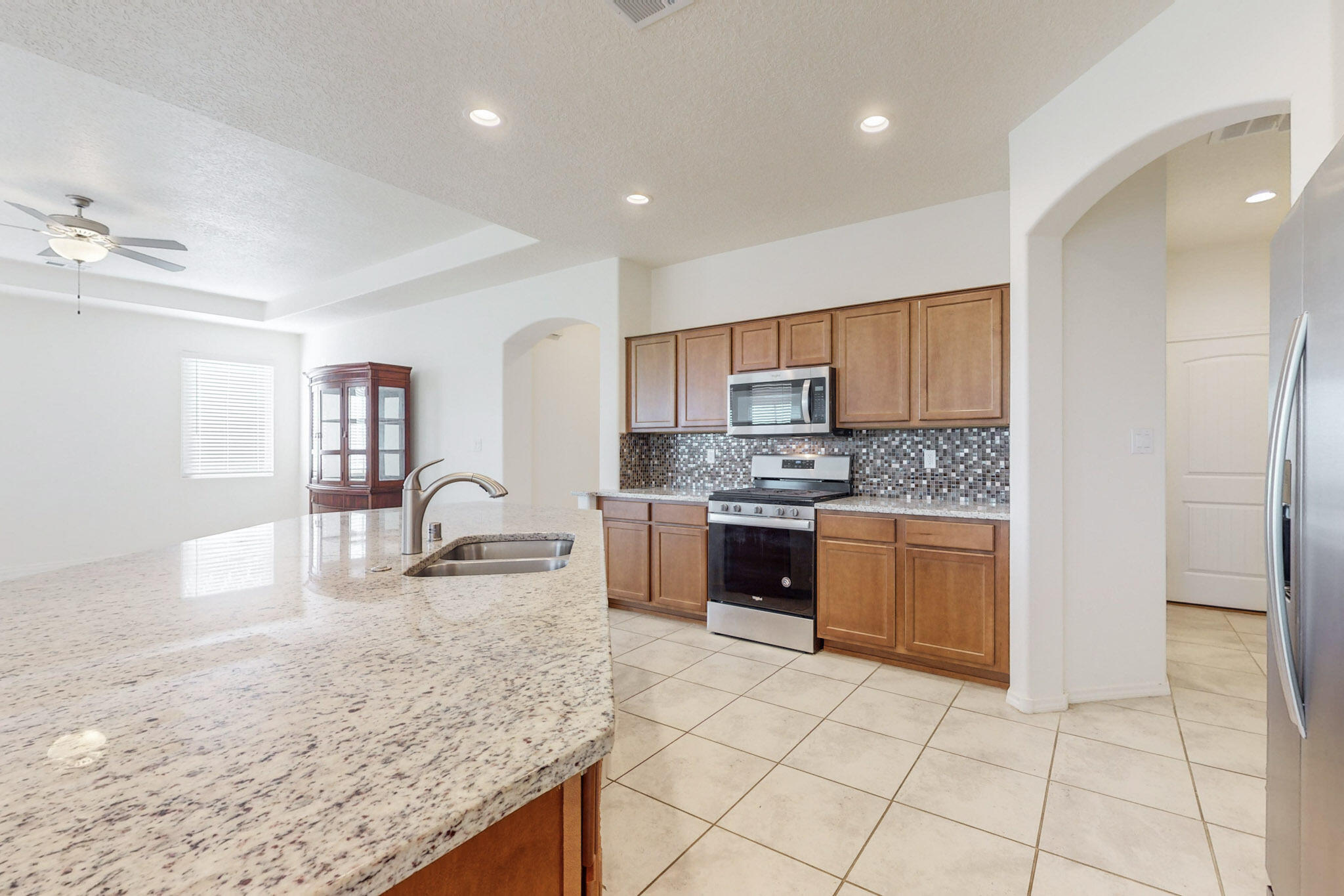 7033 Cleary Loop NE