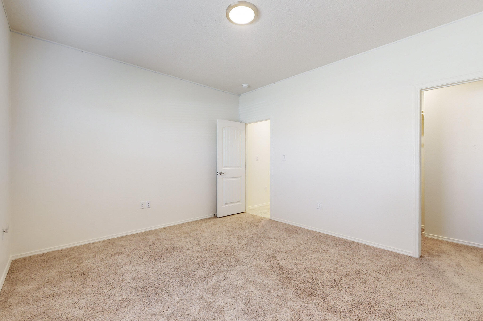 7033 Cleary Loop NE
