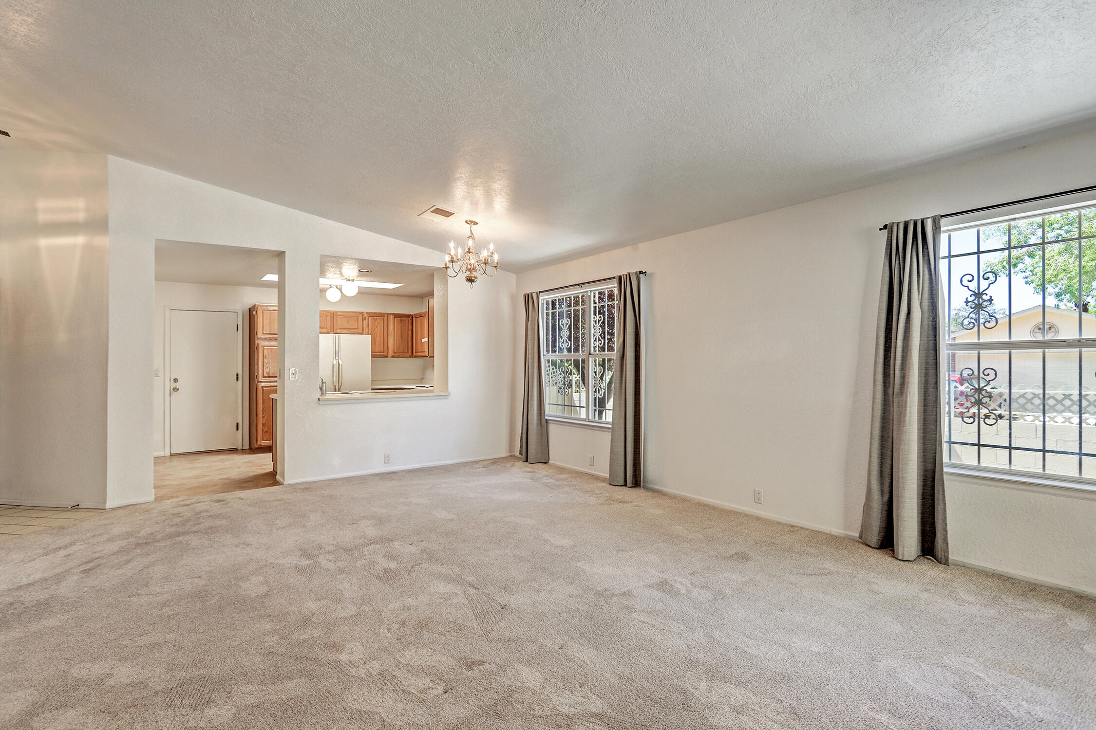 10801 Griffith Park Drive NE